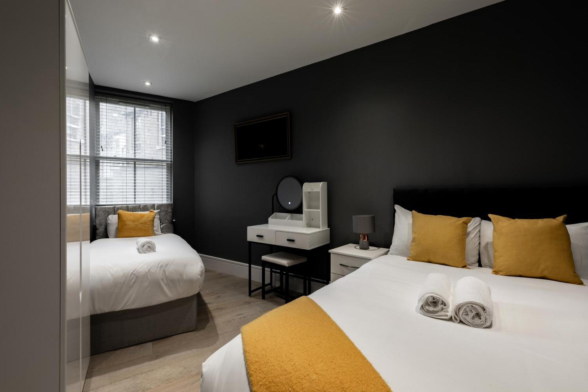 Superb 2 Bedroom Near Edgware Road Station Londra