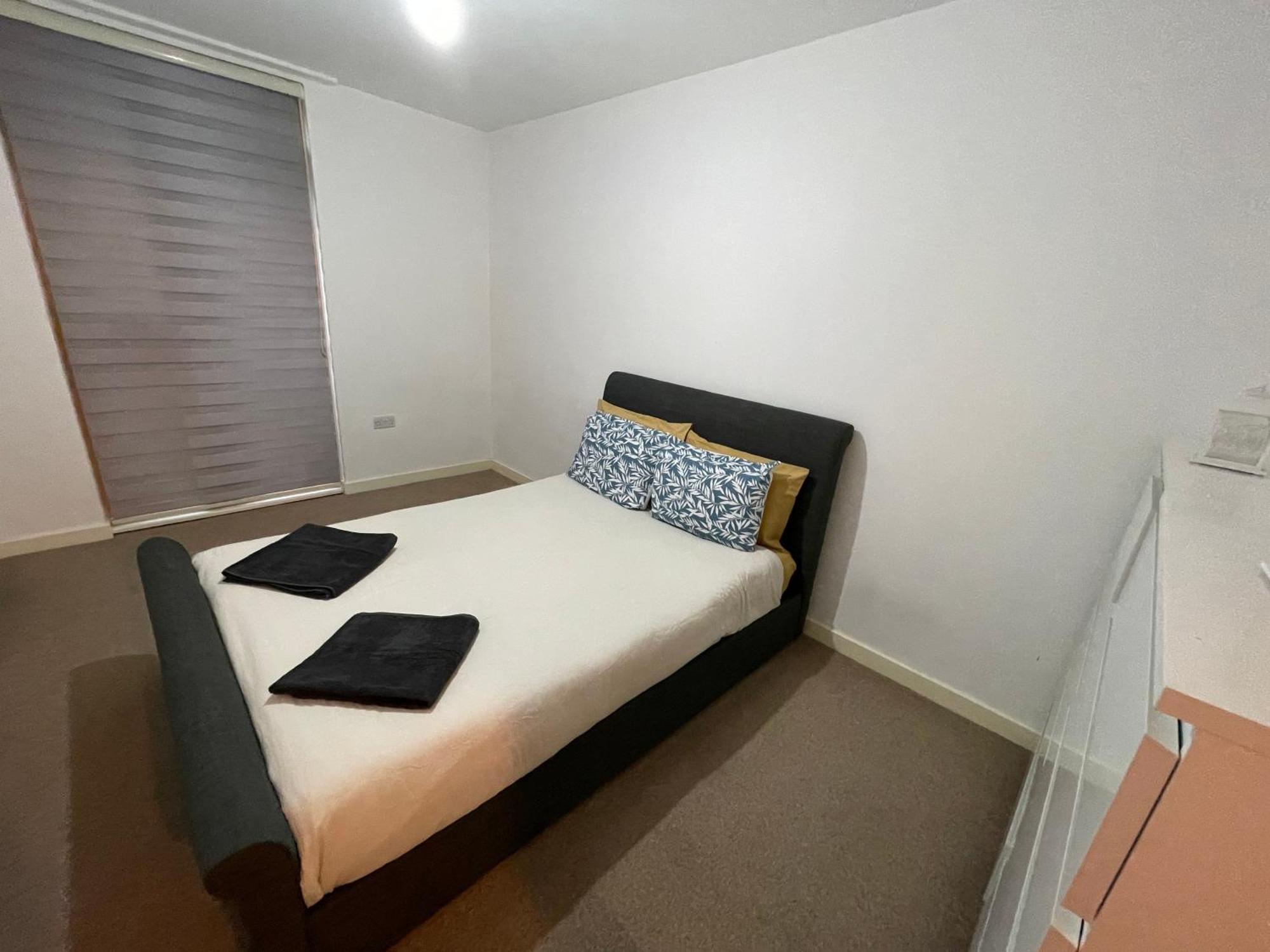 2br-sleeps4-parking-balcony-nearcitycentre Appartamento *