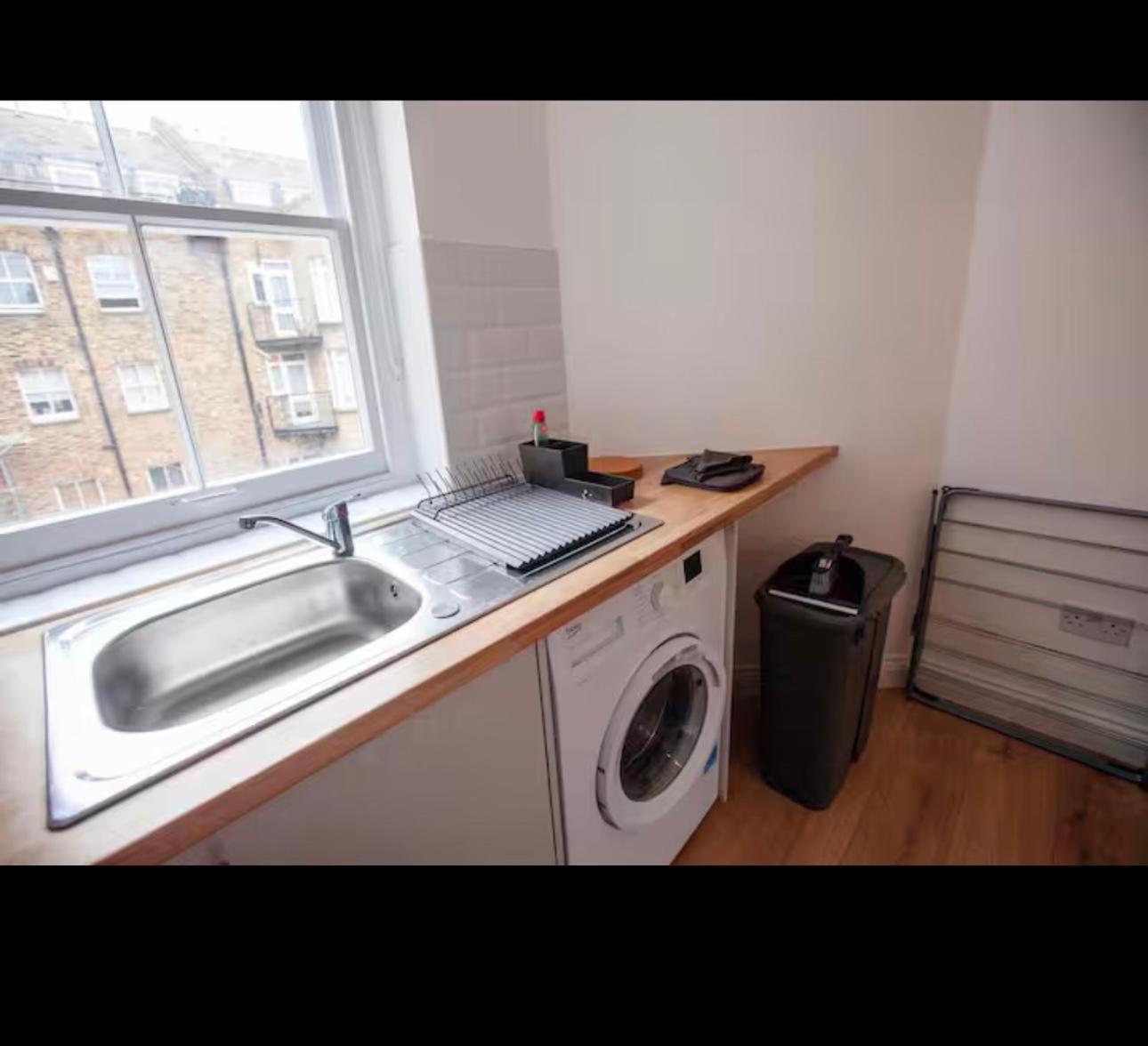 Appartamento Cozy & Flat For 3 ! Londra