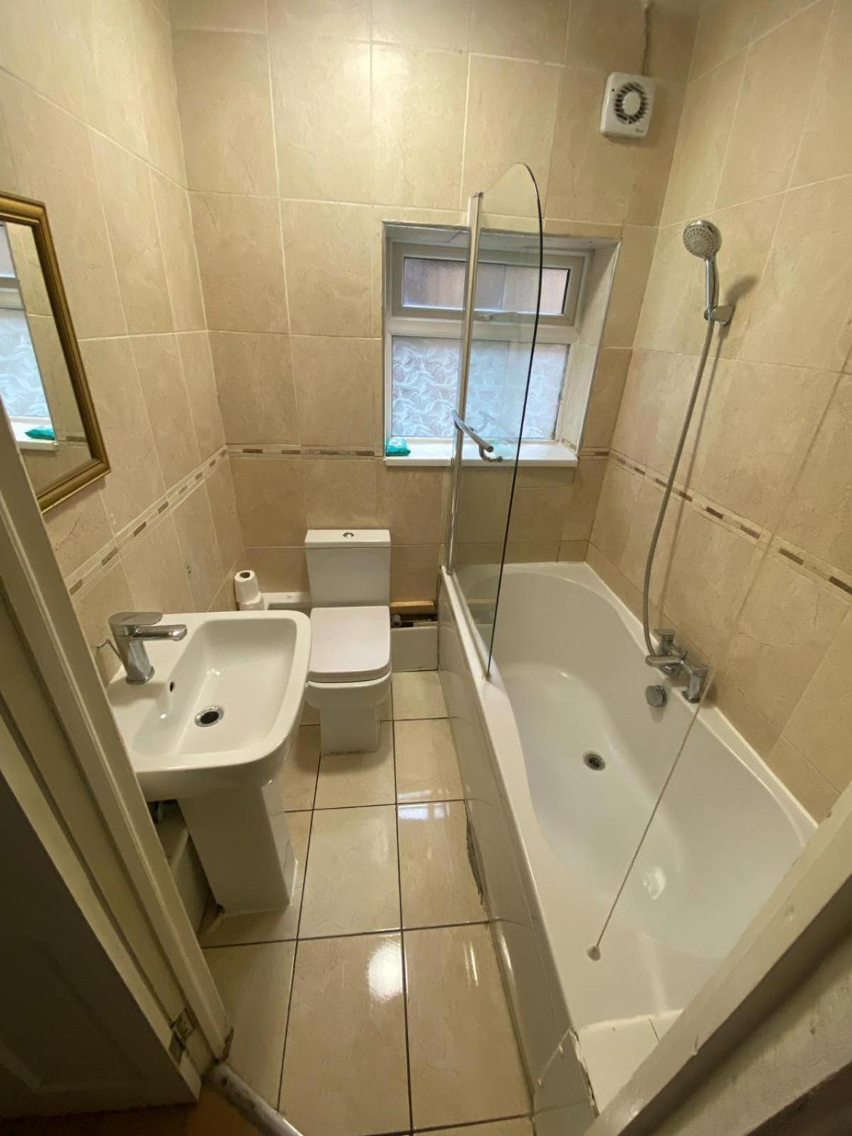 Lejlighed 4 Bedroom & 2 Bedroom London