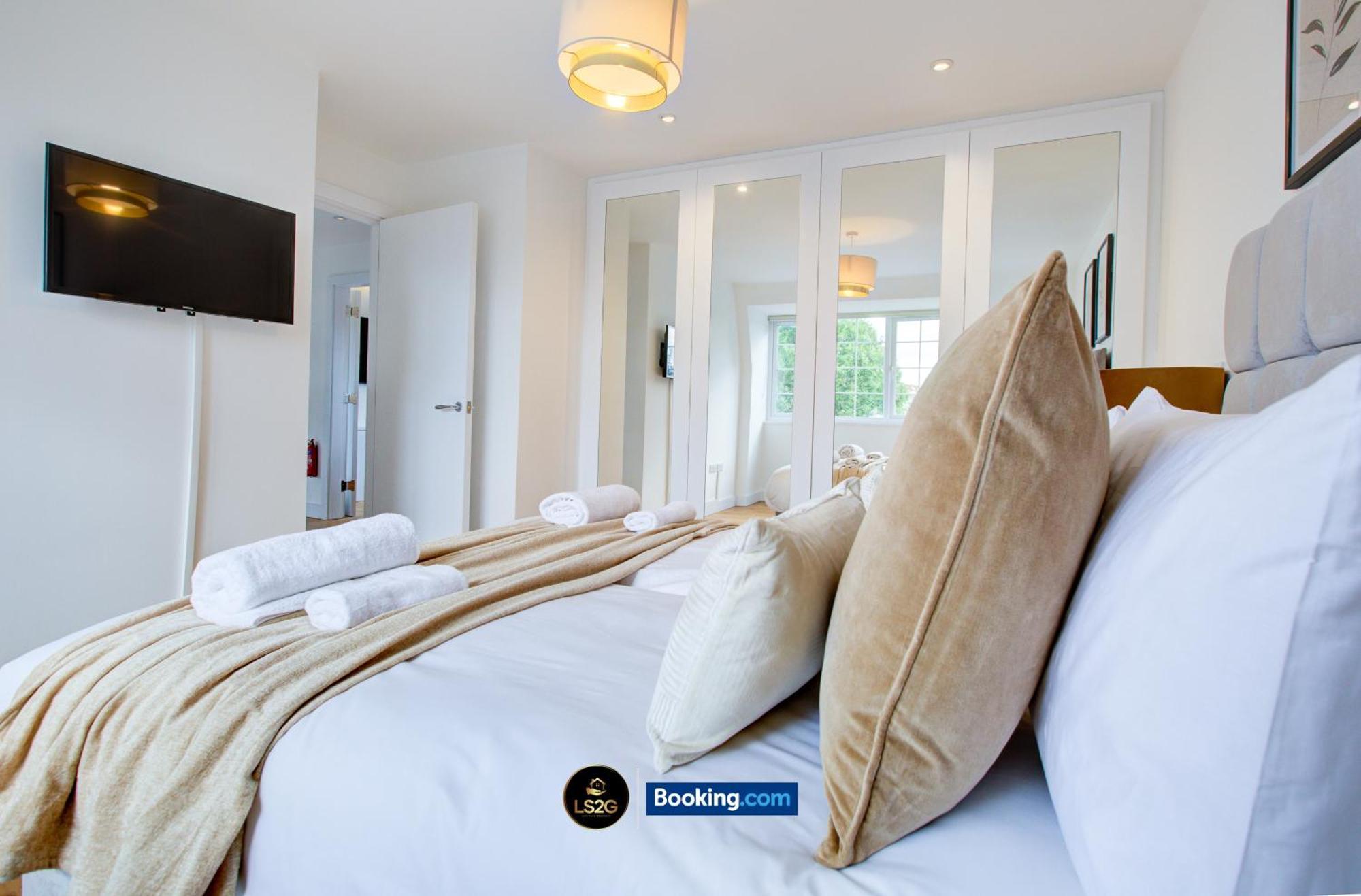 Lägenhet 2 Bedroom By Ls2g Short Lets & Serviced Greater With Private Balcony
