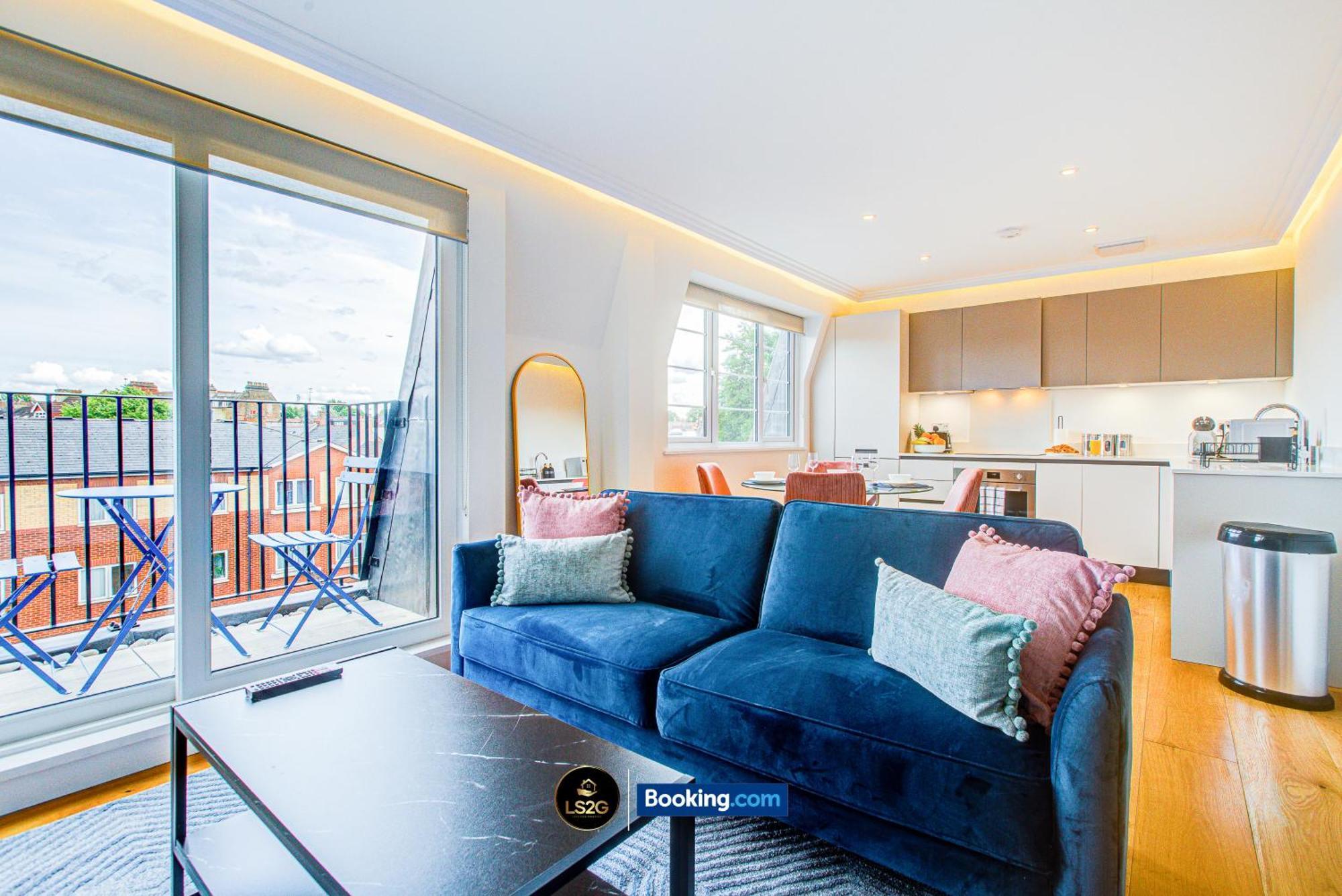 Lägenhet 2 Bedroom By Ls2g Short Lets & Serviced Greater With Private Balcony *