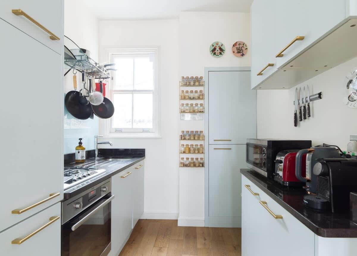 Barons Court 3 Bed, 50 Meters From Queens Tennis Club London