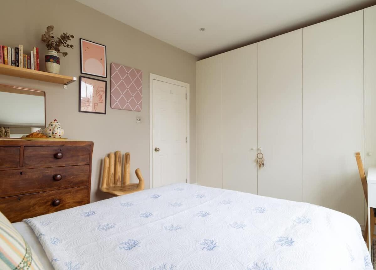 Apartment Barons Court 3 Bed, 50 Meters From Queens Tennis Club *