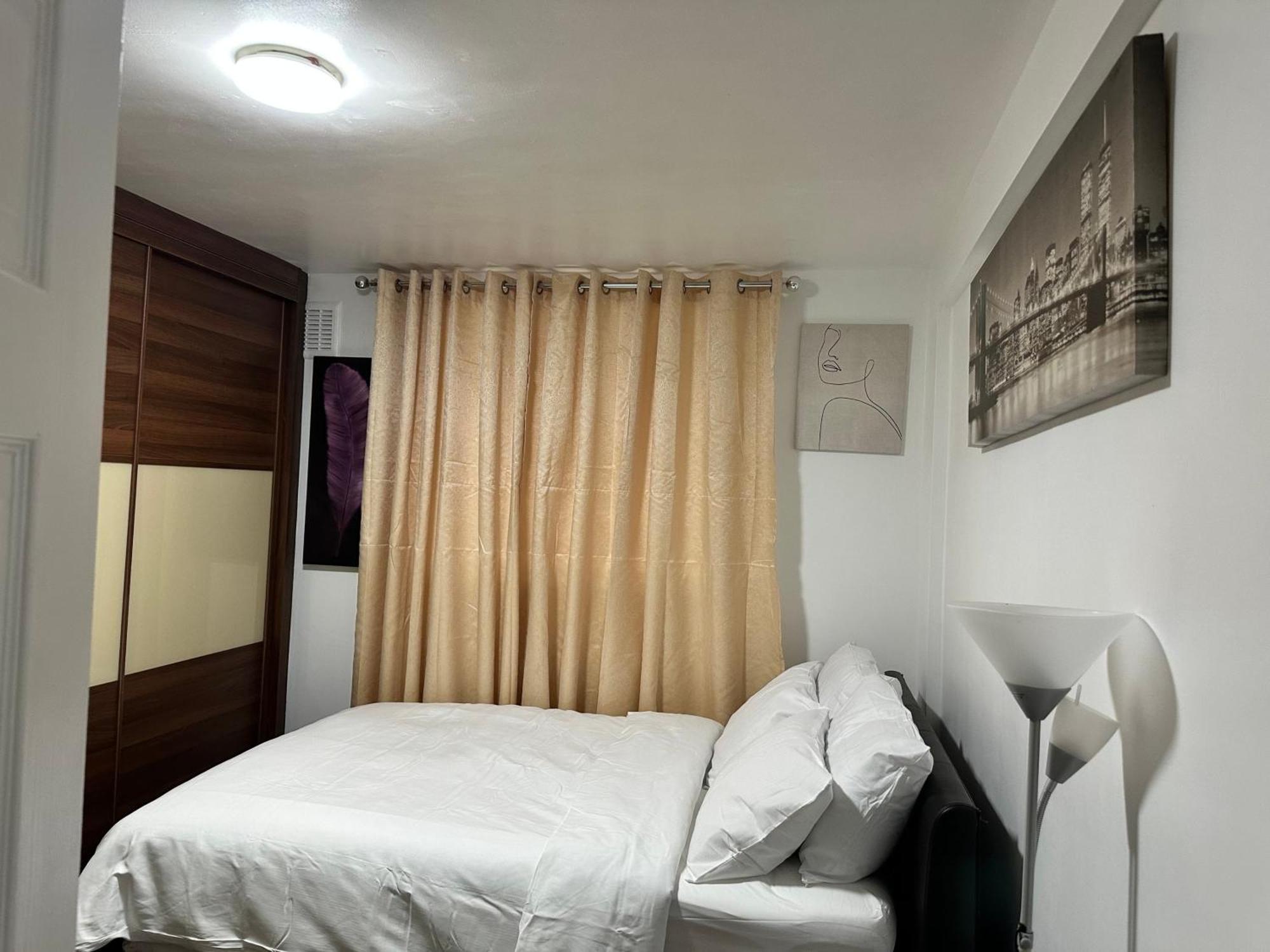 Lägenhet Stylish 1br W Fireplace & High-speed Wifi *