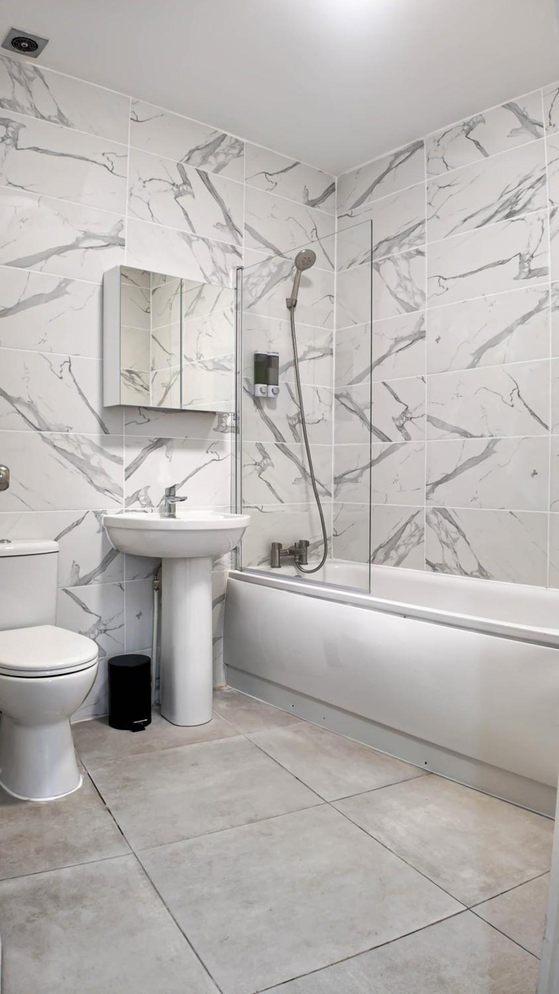 Lägenhet Spacious 2 Bed With Patio In Camden Wr201 London