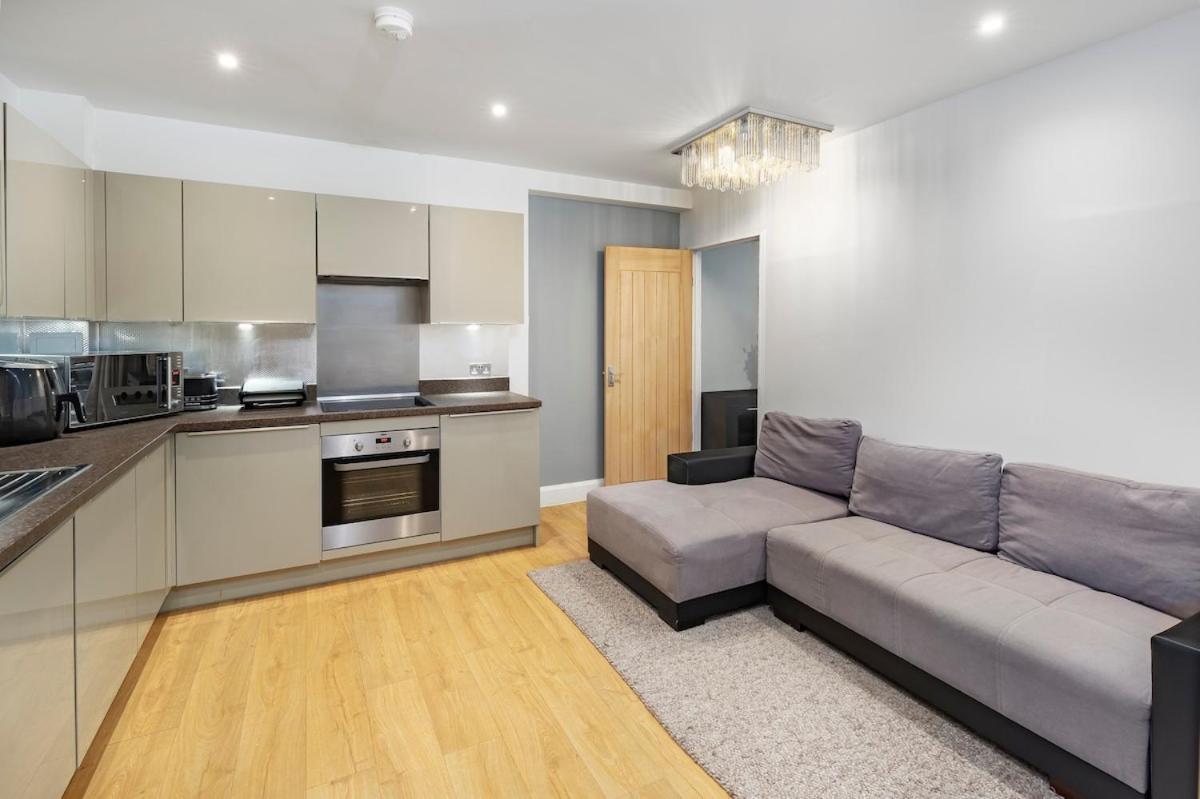 Leilighet Cozy 2 Bedrooms, Devons Rd Dlr