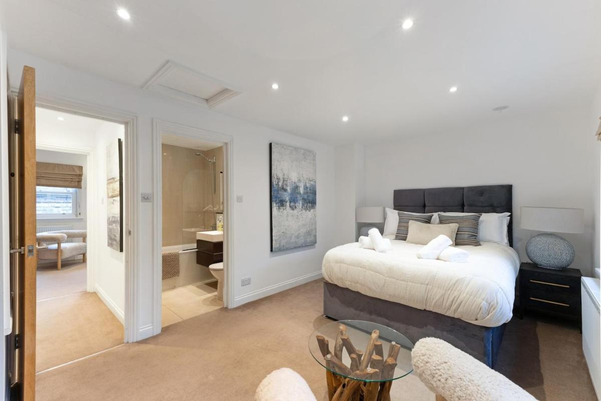 Lägenhet The Riverbank Hideaway London