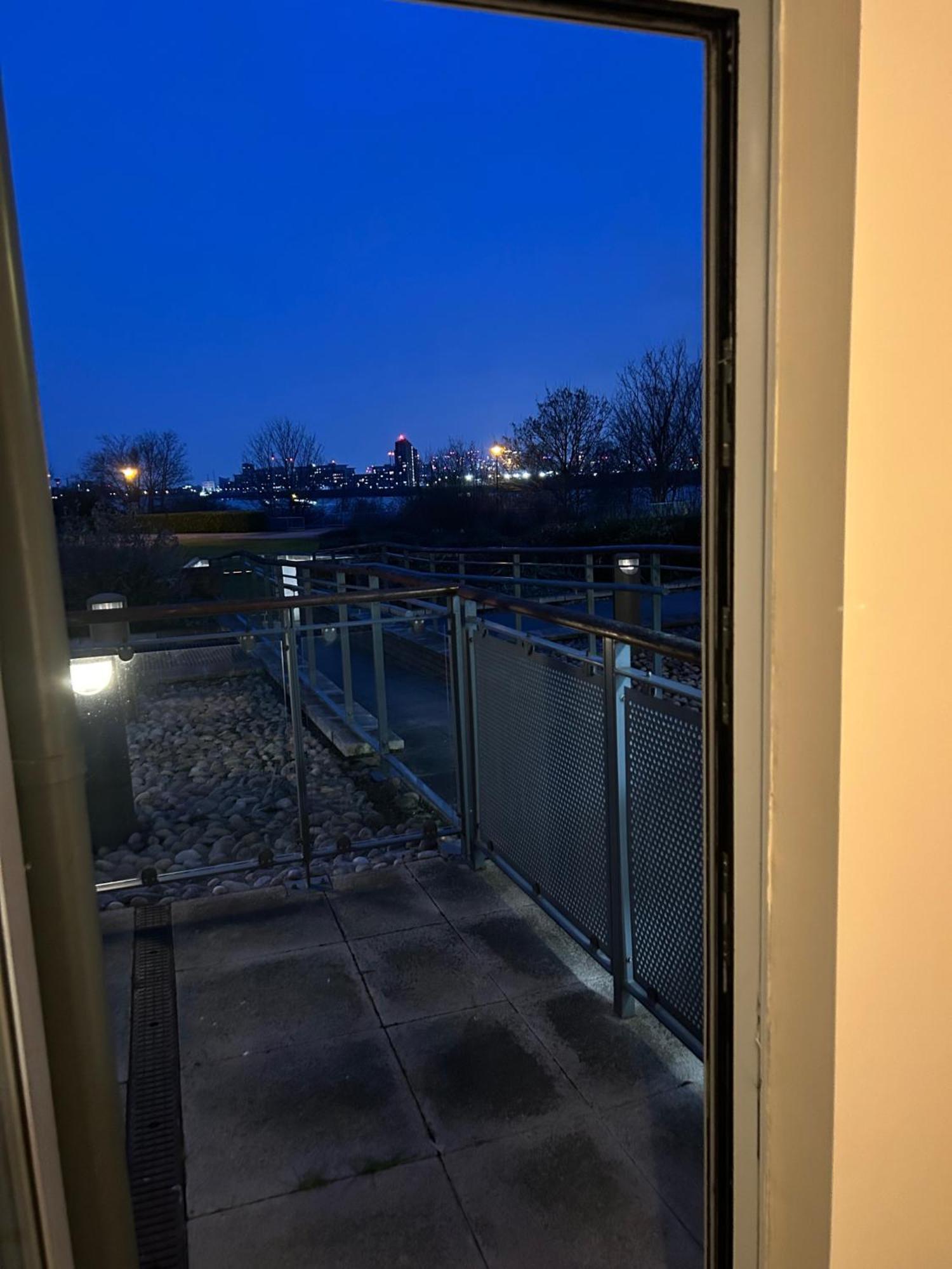 Apartment Flat In Greenwich Near O2 And City Airport *