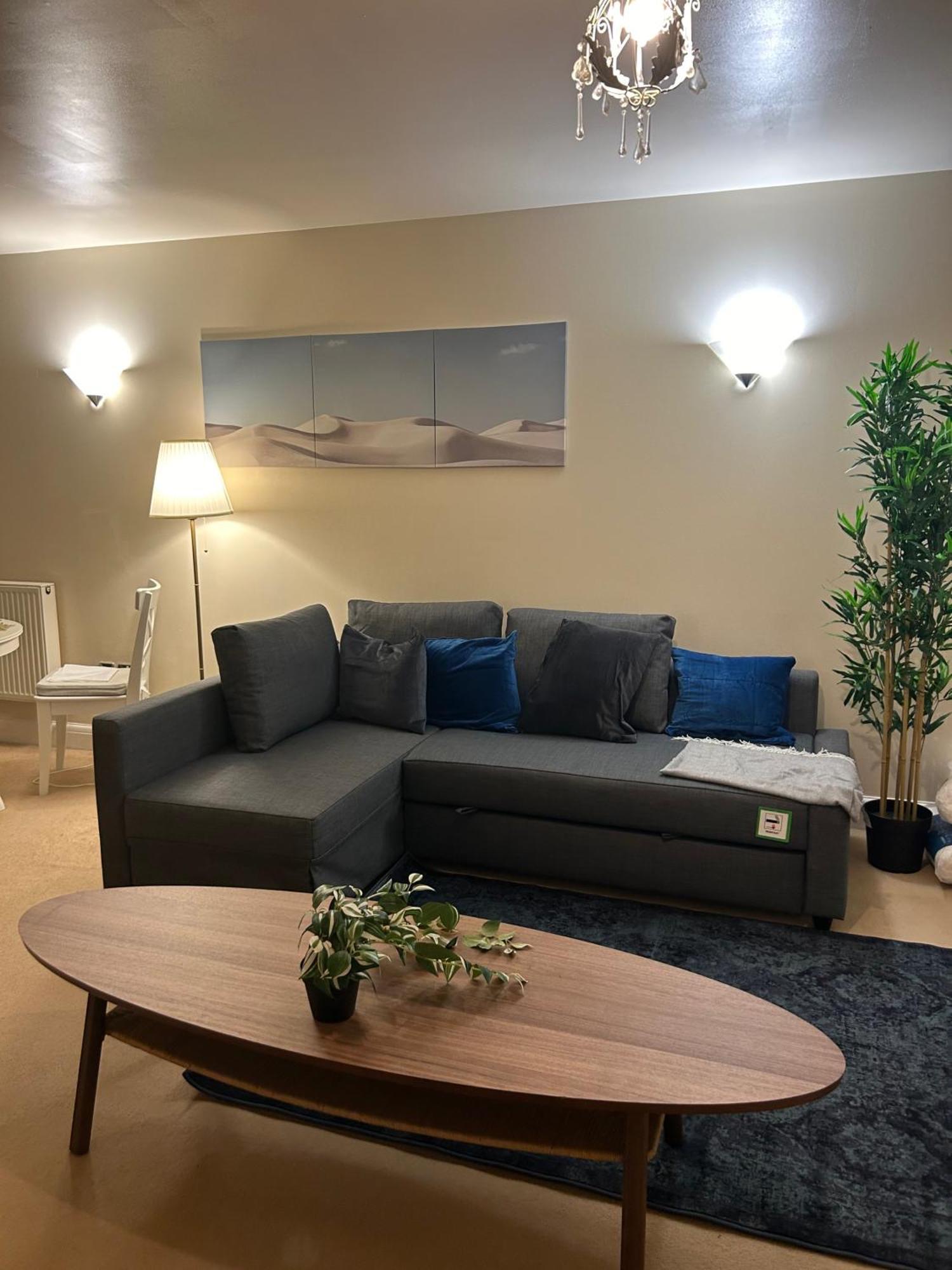 Apartment Flat In Greenwich Near O2 And City Airport *