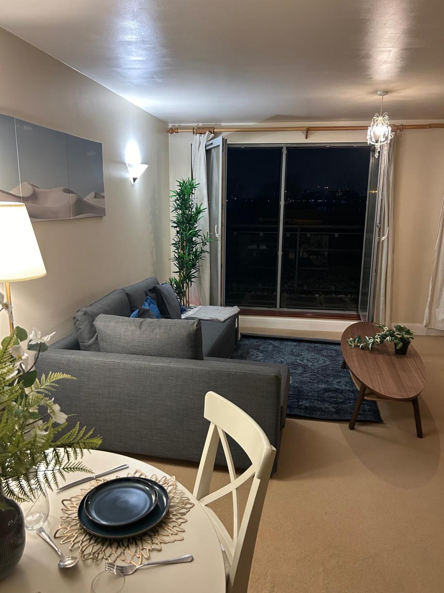 Flat In Greenwich Near O2 And City Airport Apartment *