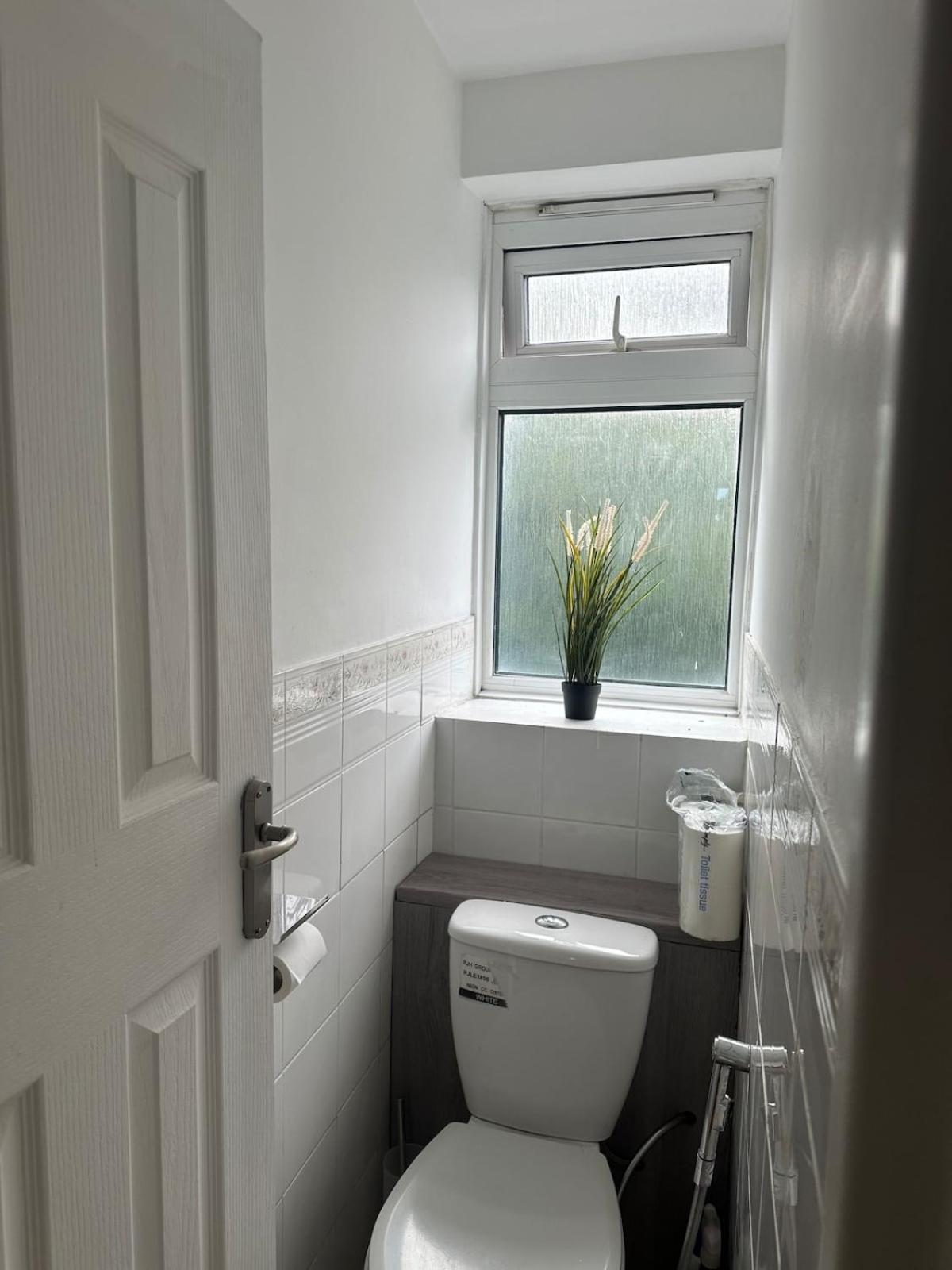 Appartement Simple And Tidy - Short Walk To Kennington & Oval Station *