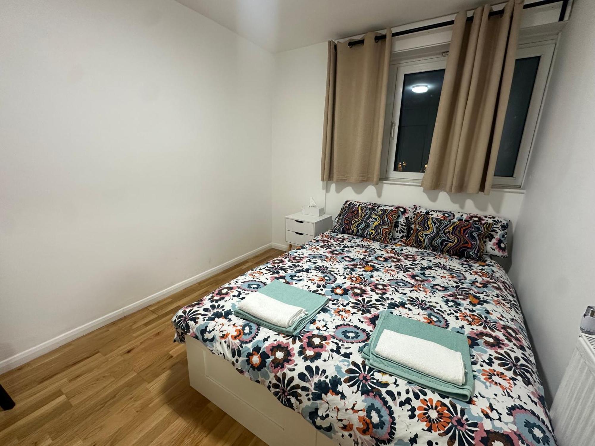 Appartement Simple And Tidy - Short Walk To Kennington & Oval Station *