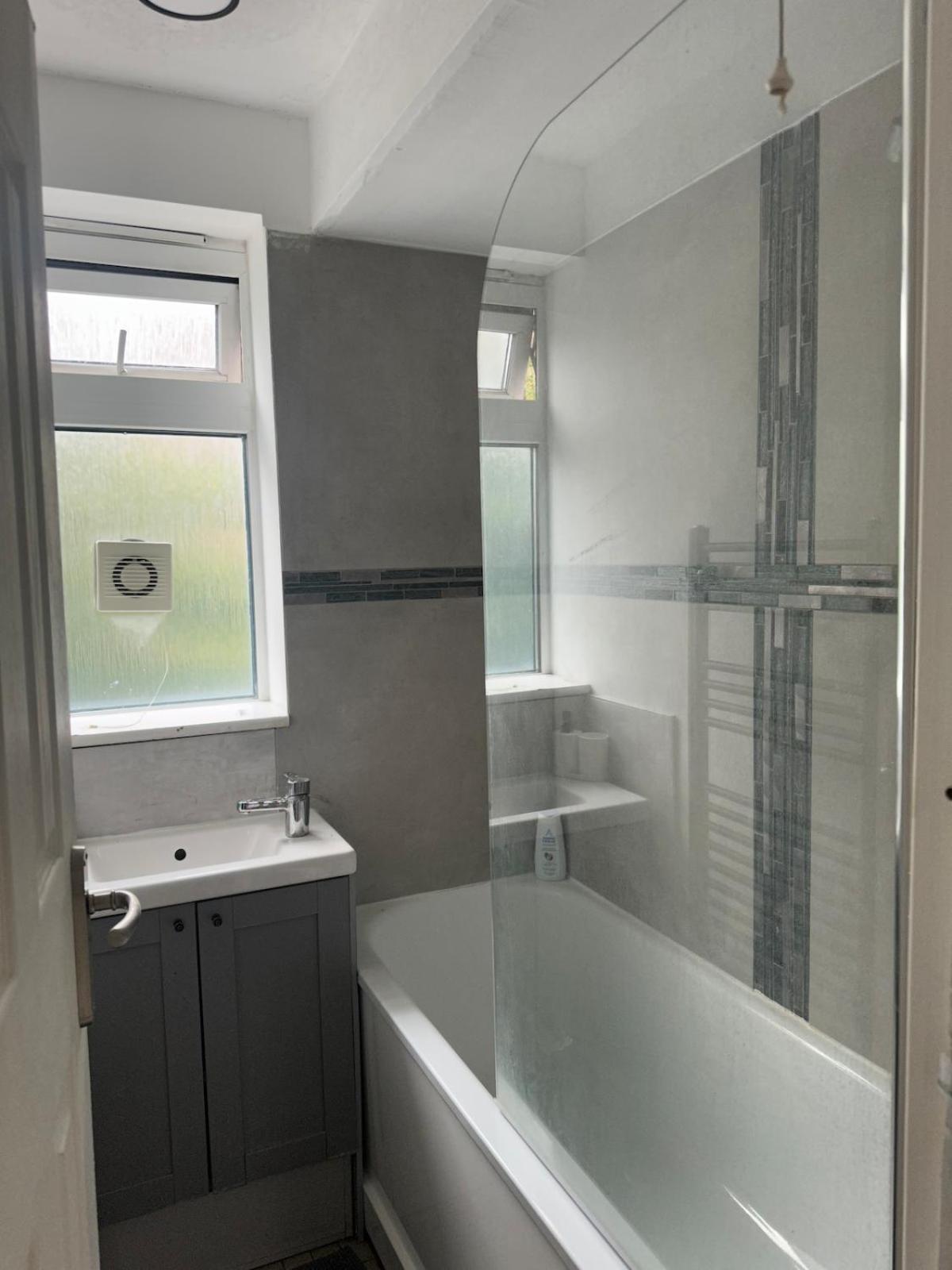 Appartement Simple And Tidy - Short Walk To Kennington & Oval Station *