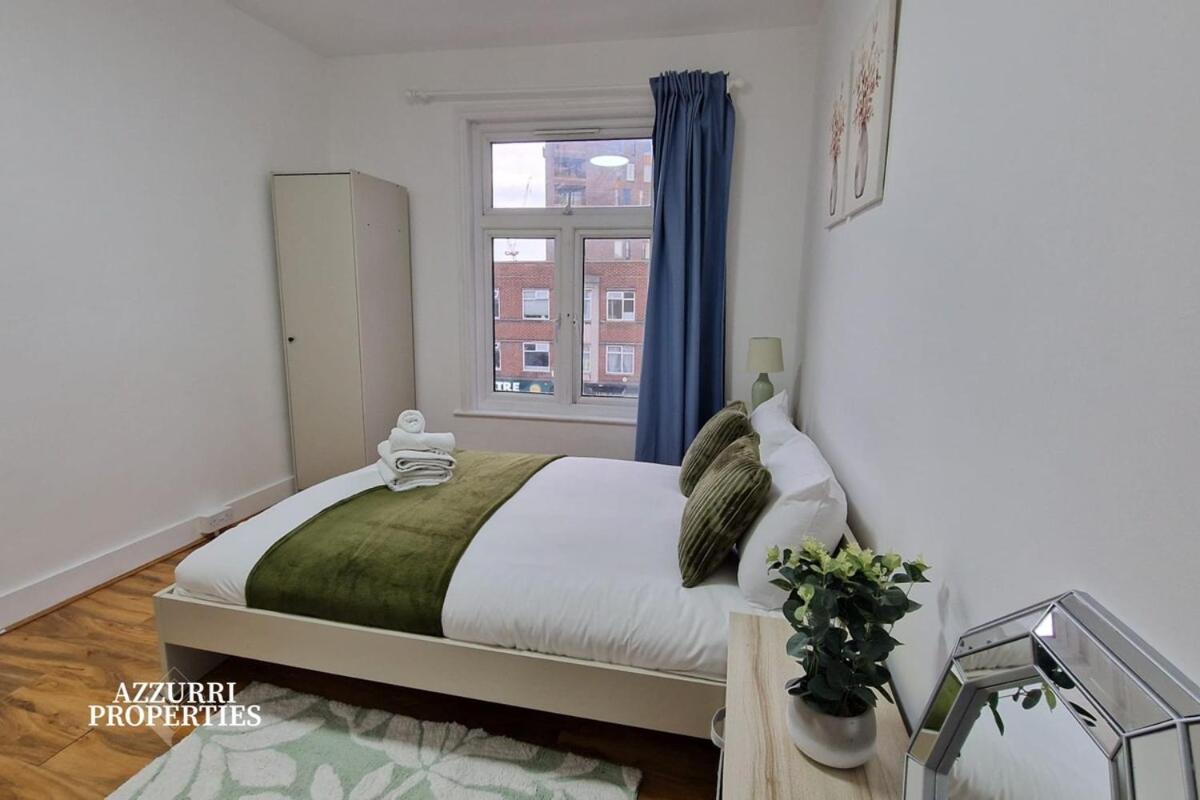 Leilighet Two Bed Flat - 6 Minutes To Canning Town Station