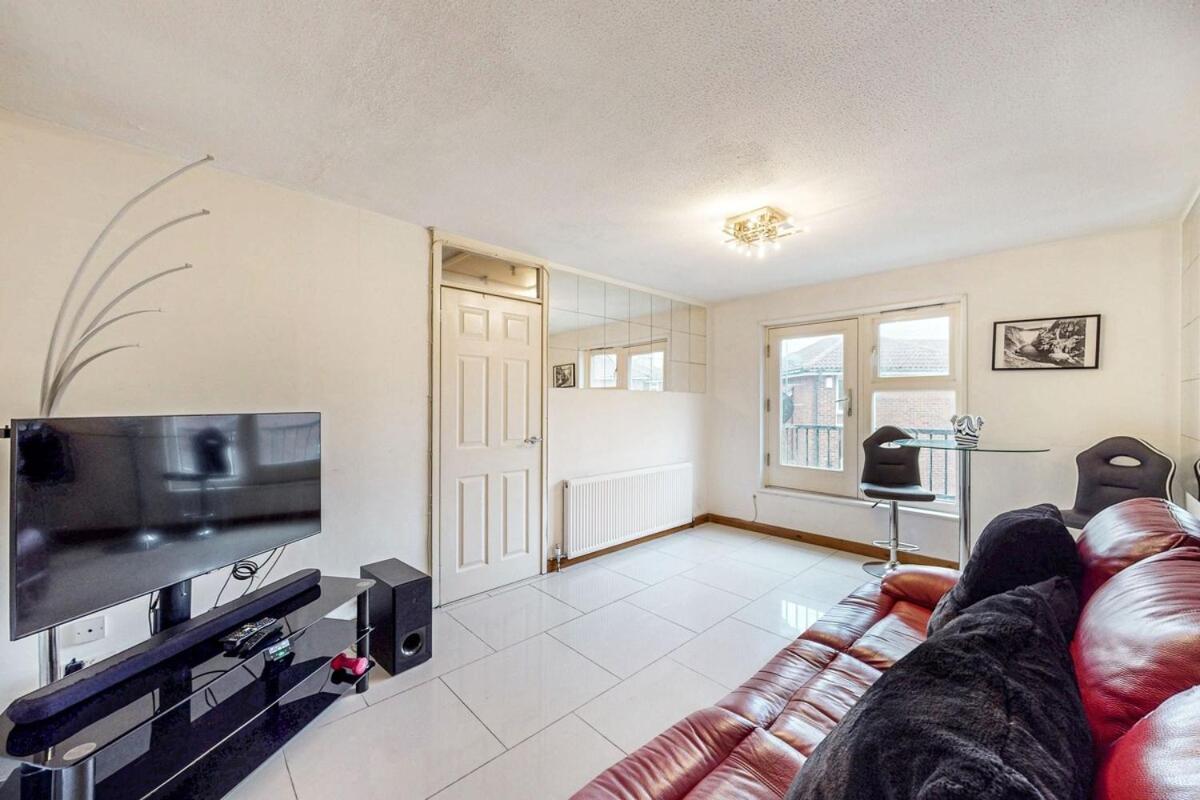 1-br Flat With Easy Tube Access Nine Elms Leilighet