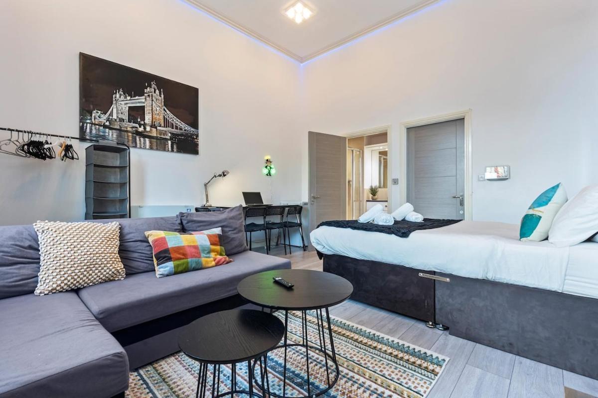 Monopoly - Luxurious High-tech Bright & Spacious Flat * Londra