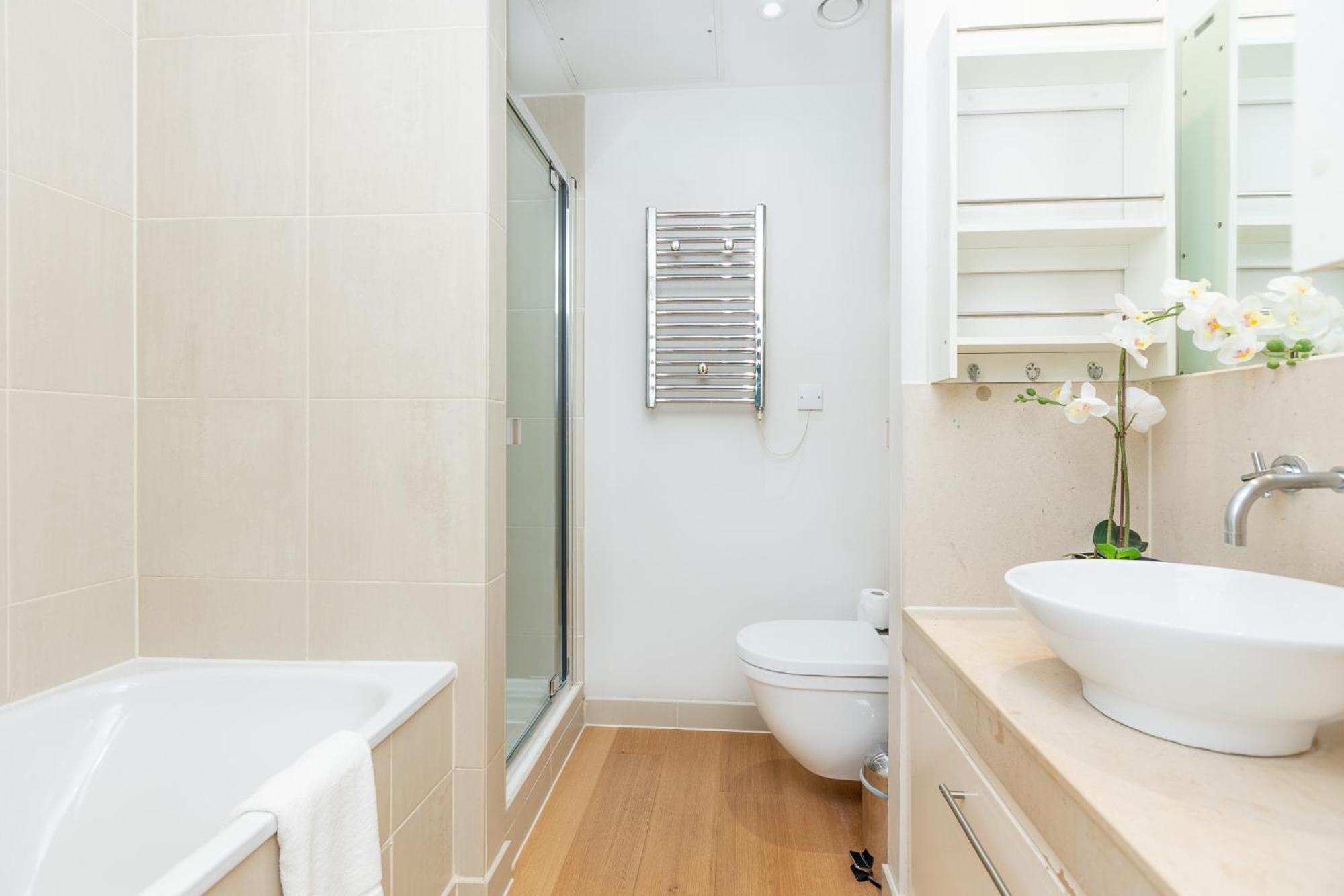 New Listing! Modern 3br, Prime Canary Wharf * Londres