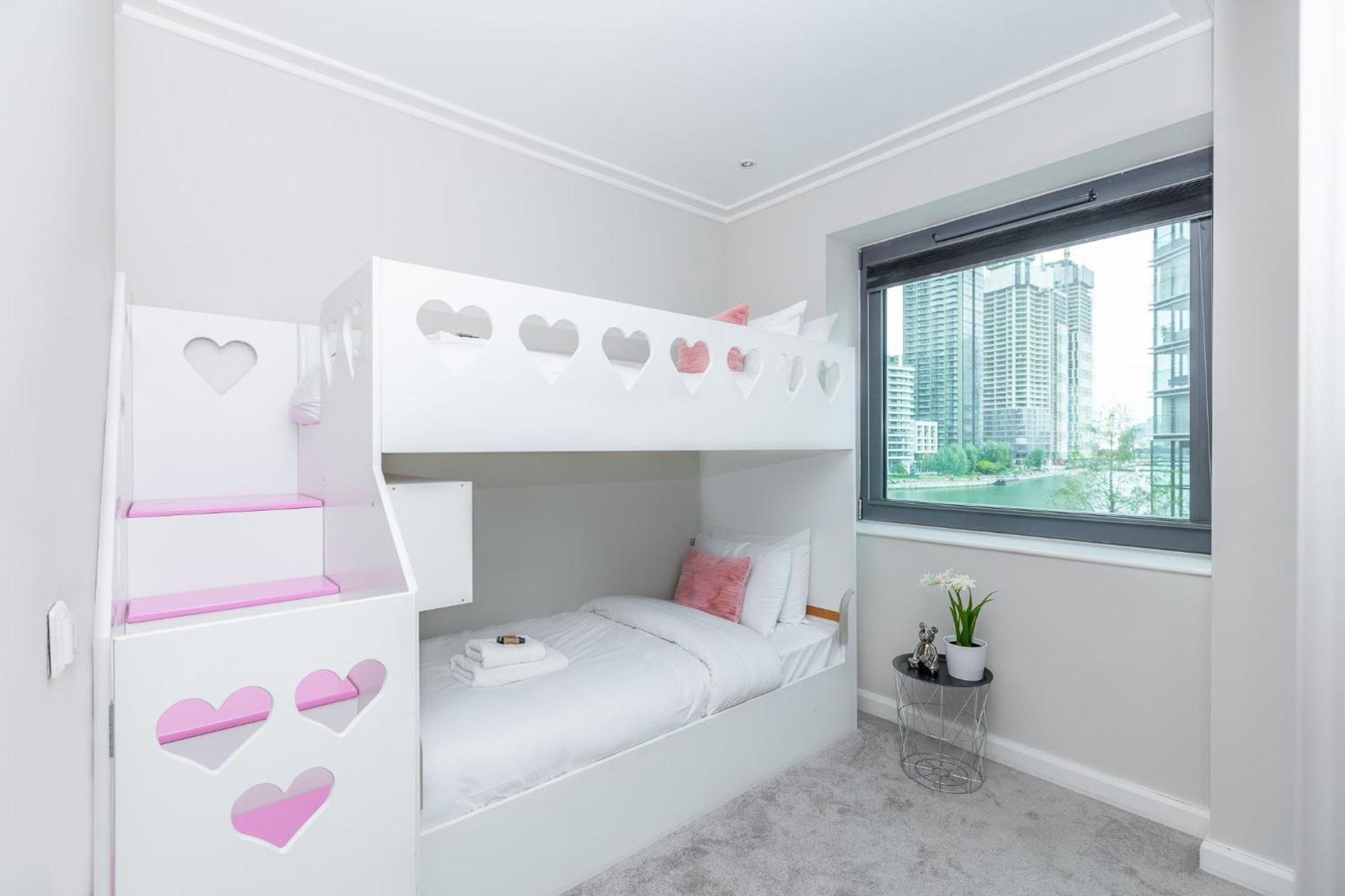 New Listing! Modern 3br, Prime Canary Wharf Londres