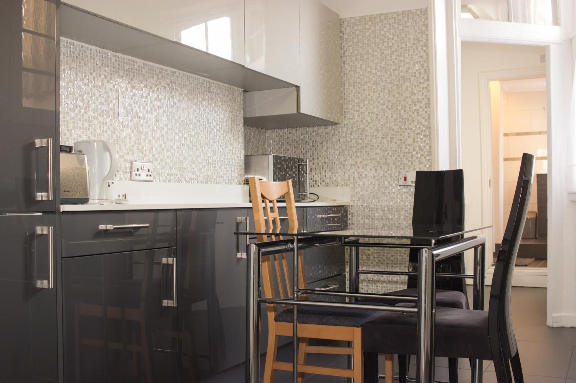 At Marylebone Apartment