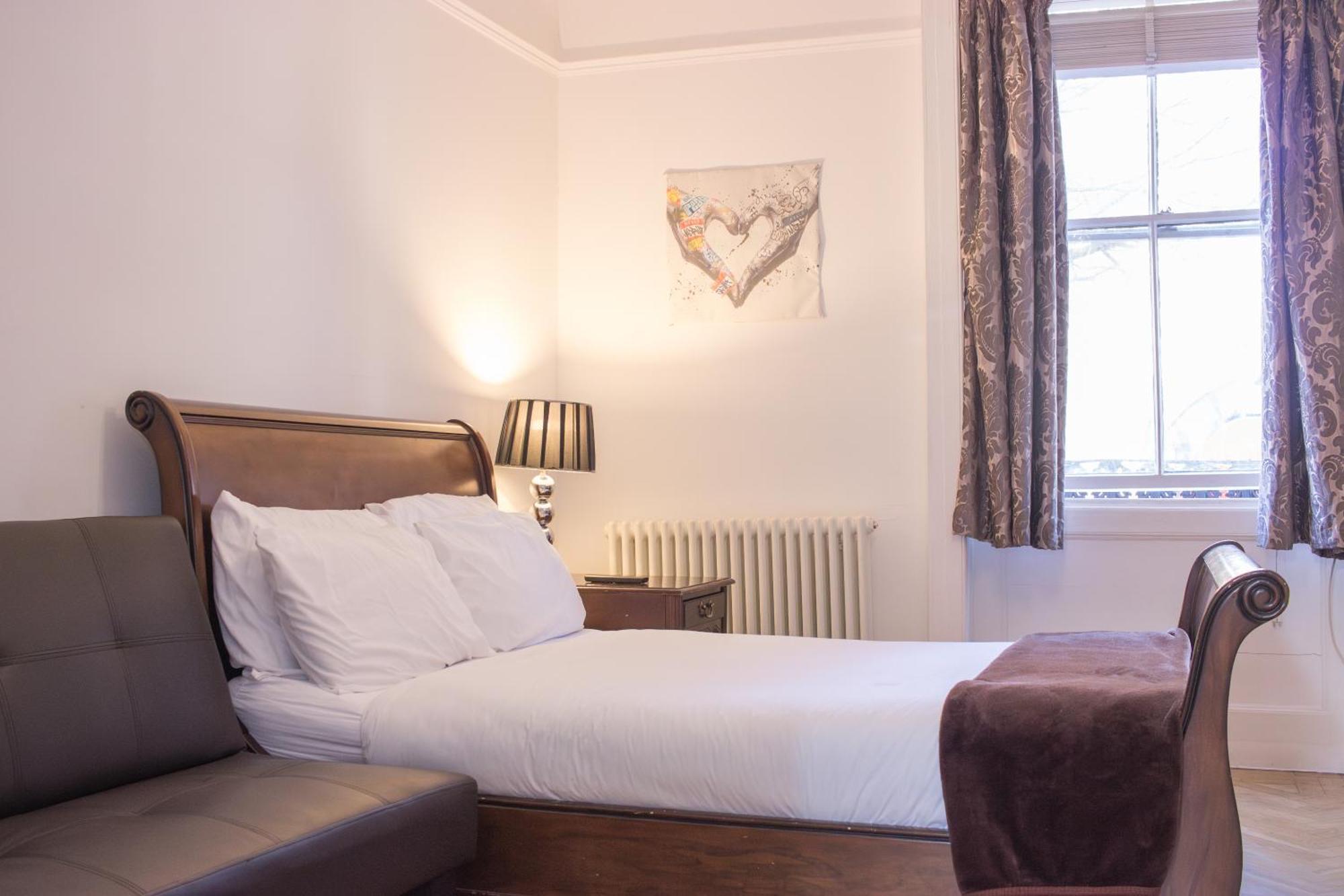 Apartment At Marylebone