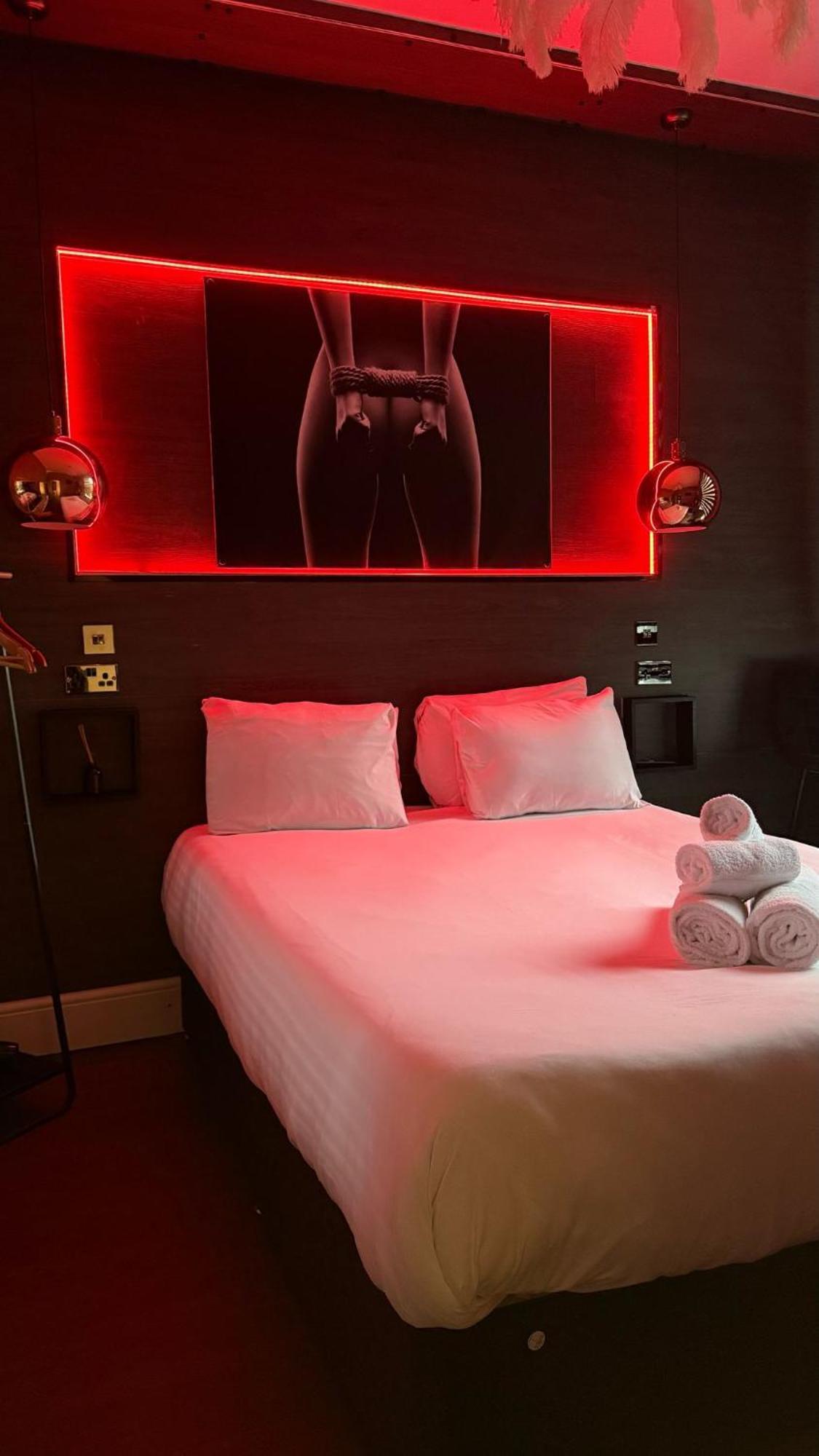 Elegant 1bedroom Flat With Jacuzzi In A Prime Location Lägenhet *