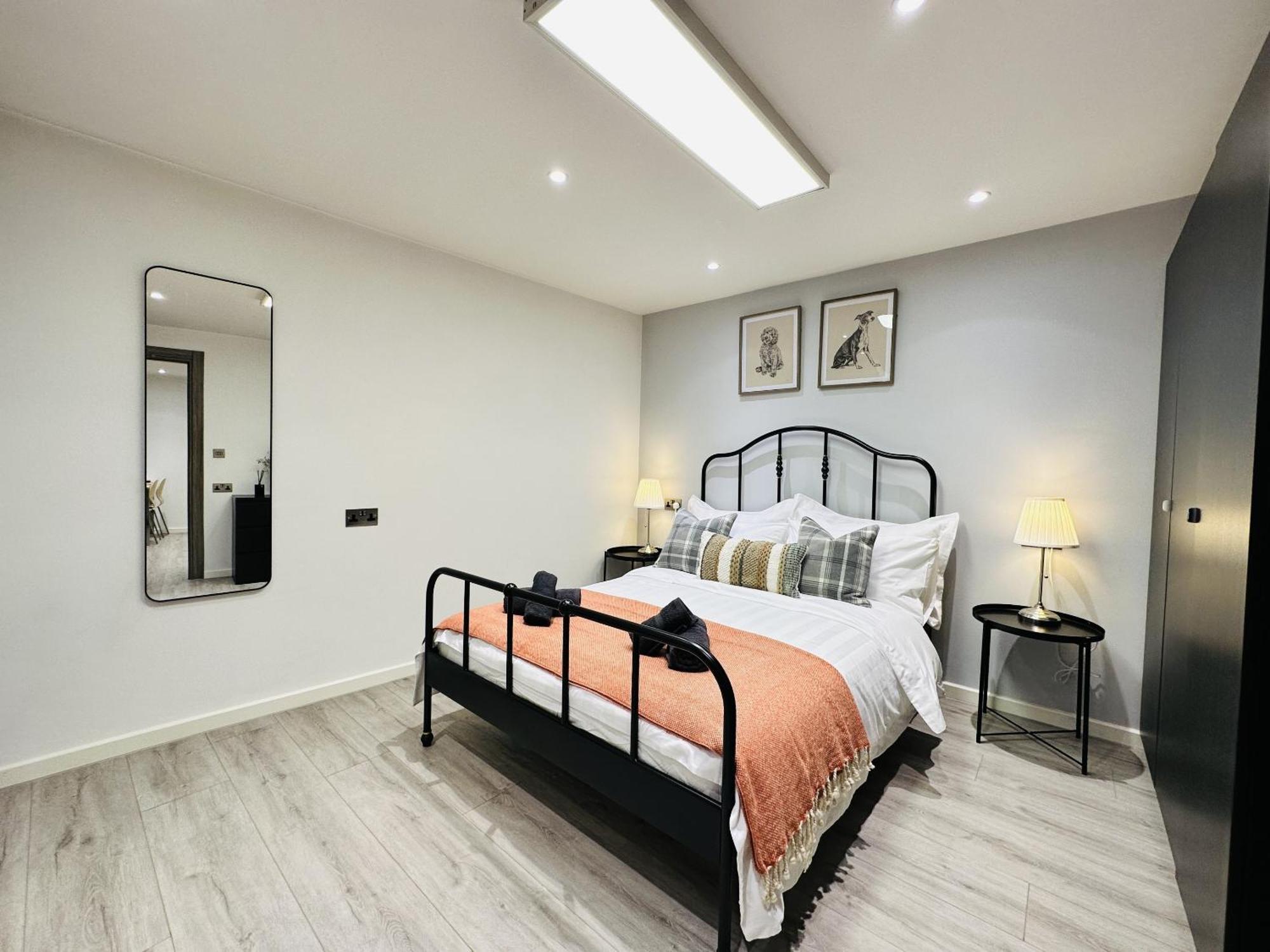 Goldersgreen By Sleepy Londra