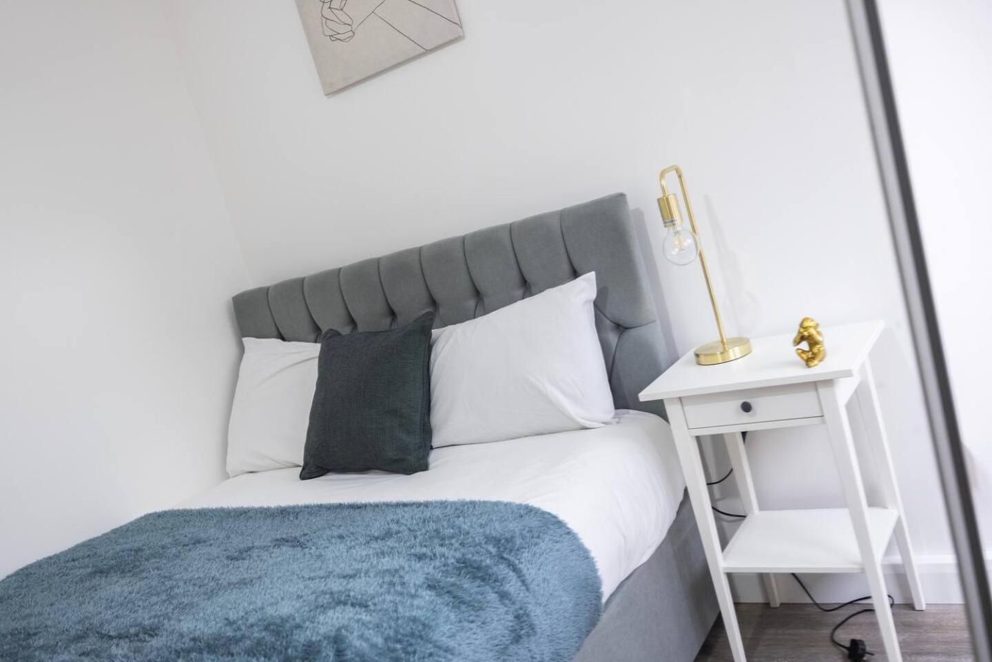 Spacious 2br Gem - Close To Clapham Junction Holiday home London