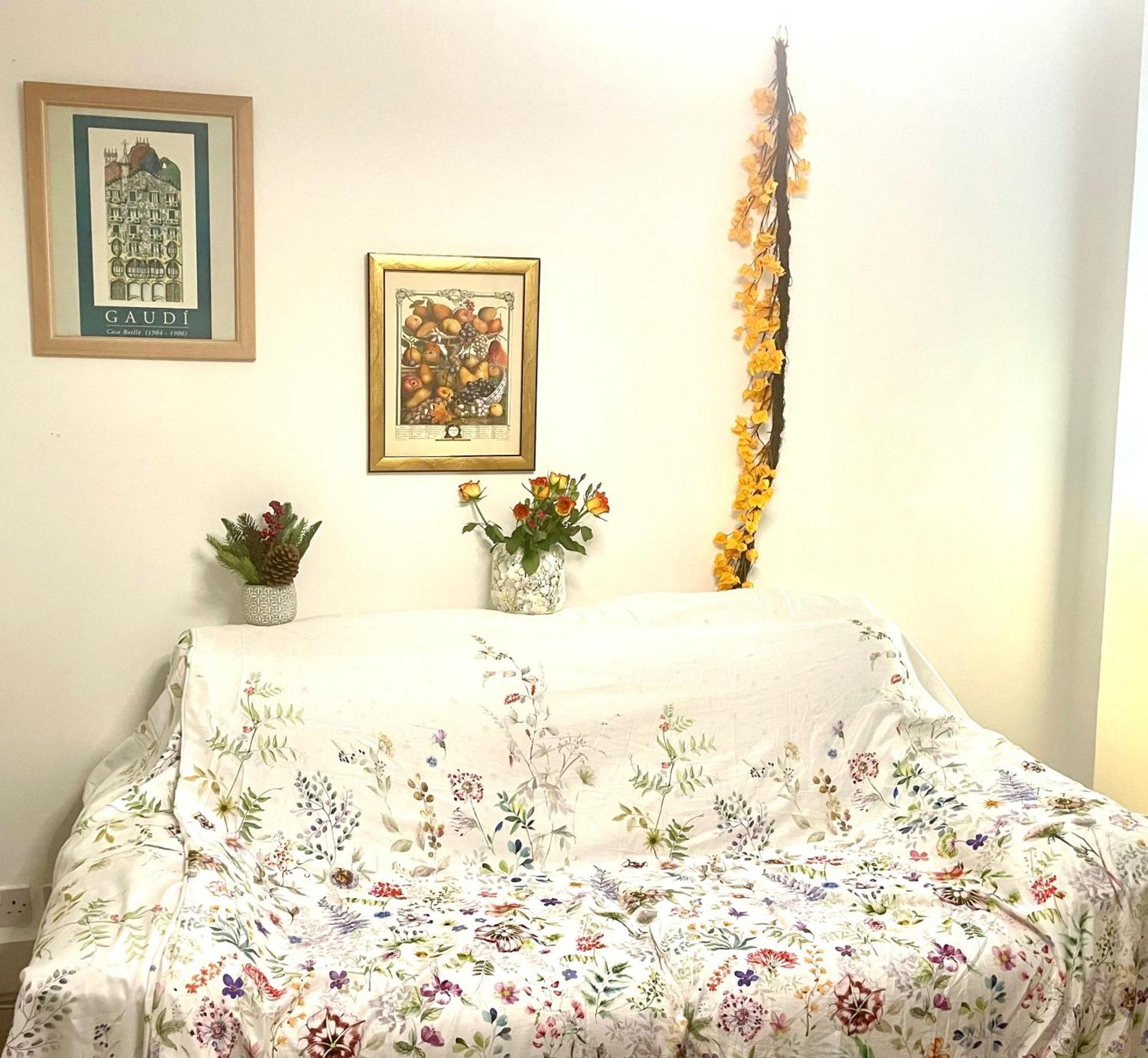 Retreat - 2 Bedroom London