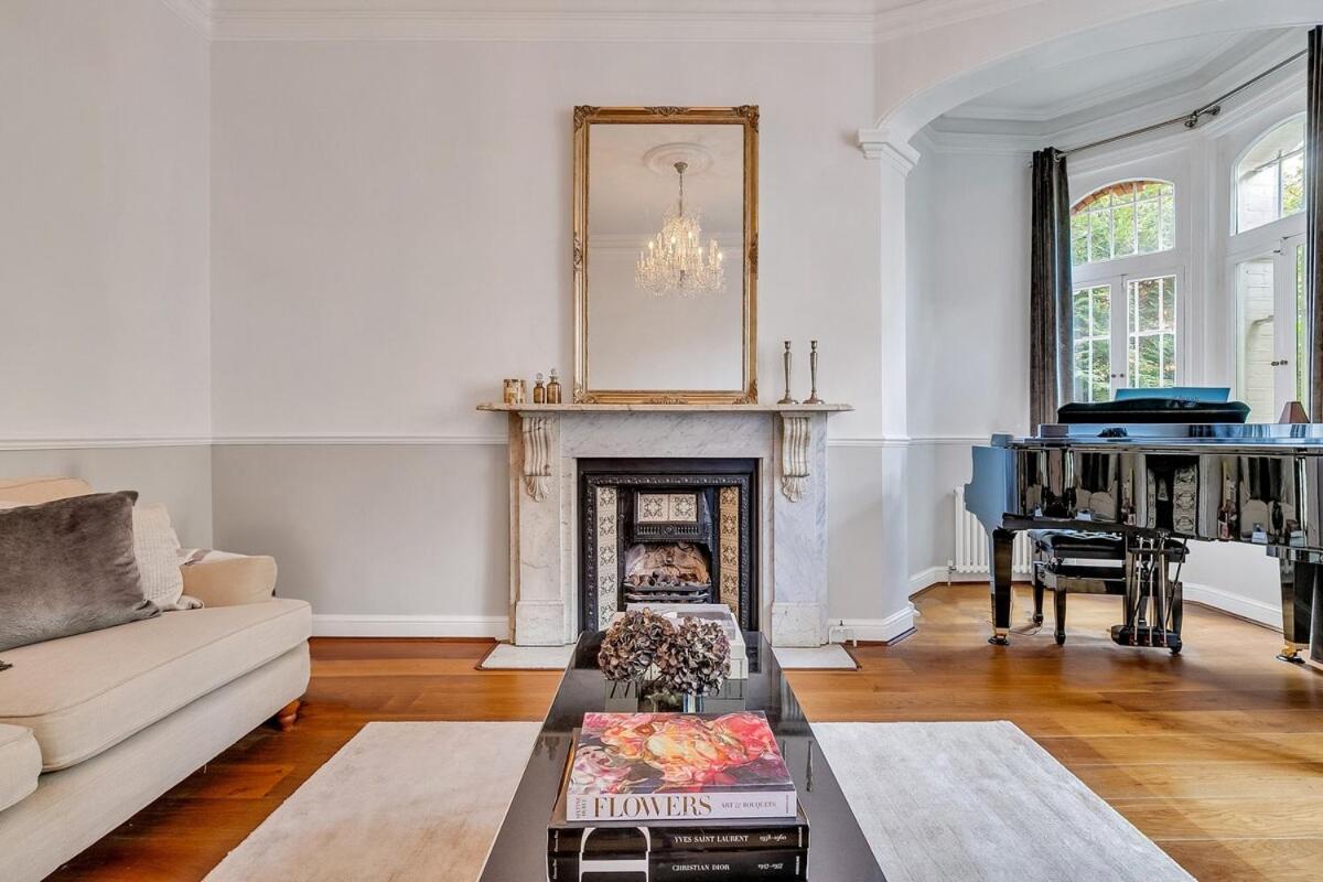 Luxury Kensington Flat - Private Garden - Tube 4 Min Walk Lägenhet *