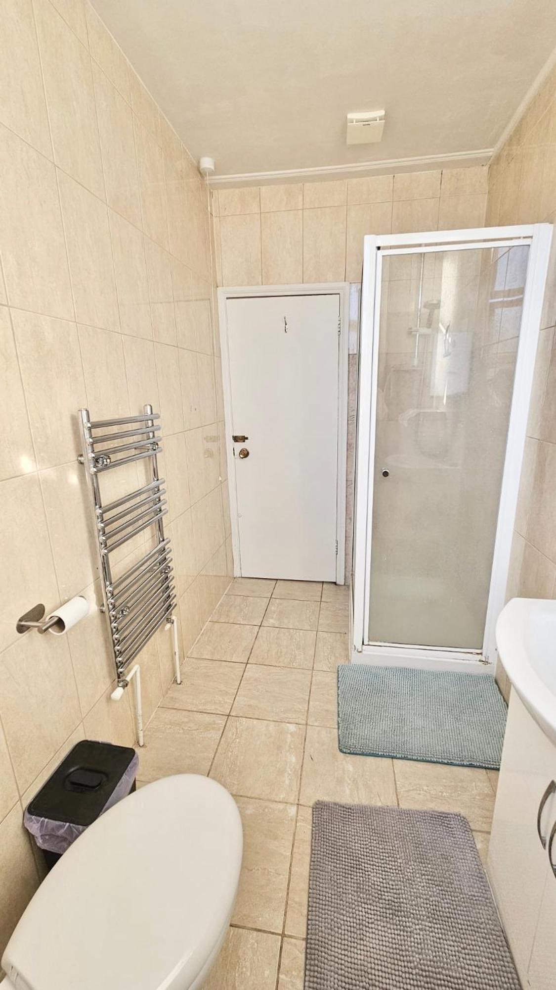 Single Near Bayswater Close To Tube & Bus * Londres