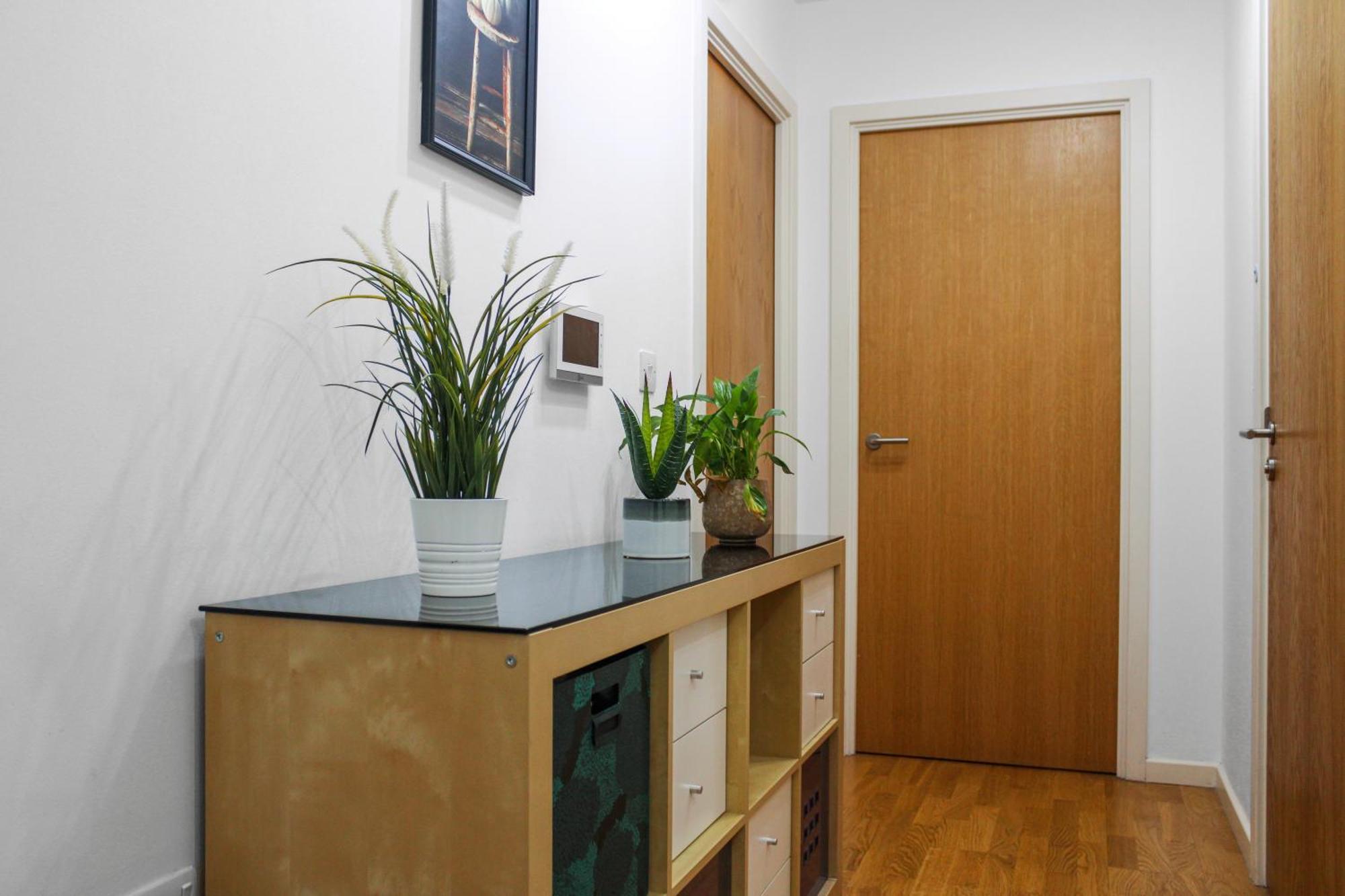 Walk To King's Hospital,private Terrace,828 Sq Ft,workspace Apartment London