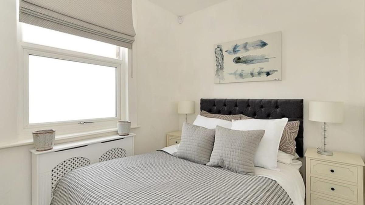 Elegant & Spacious 3 Bed Lägenhet London