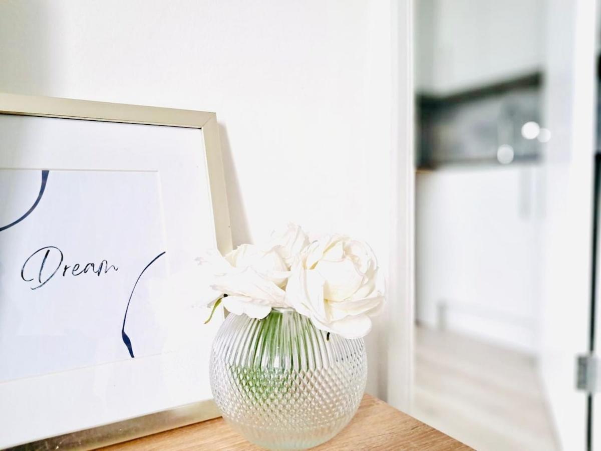 Newly Refurbished Flat In The Heart Of Lägenhet