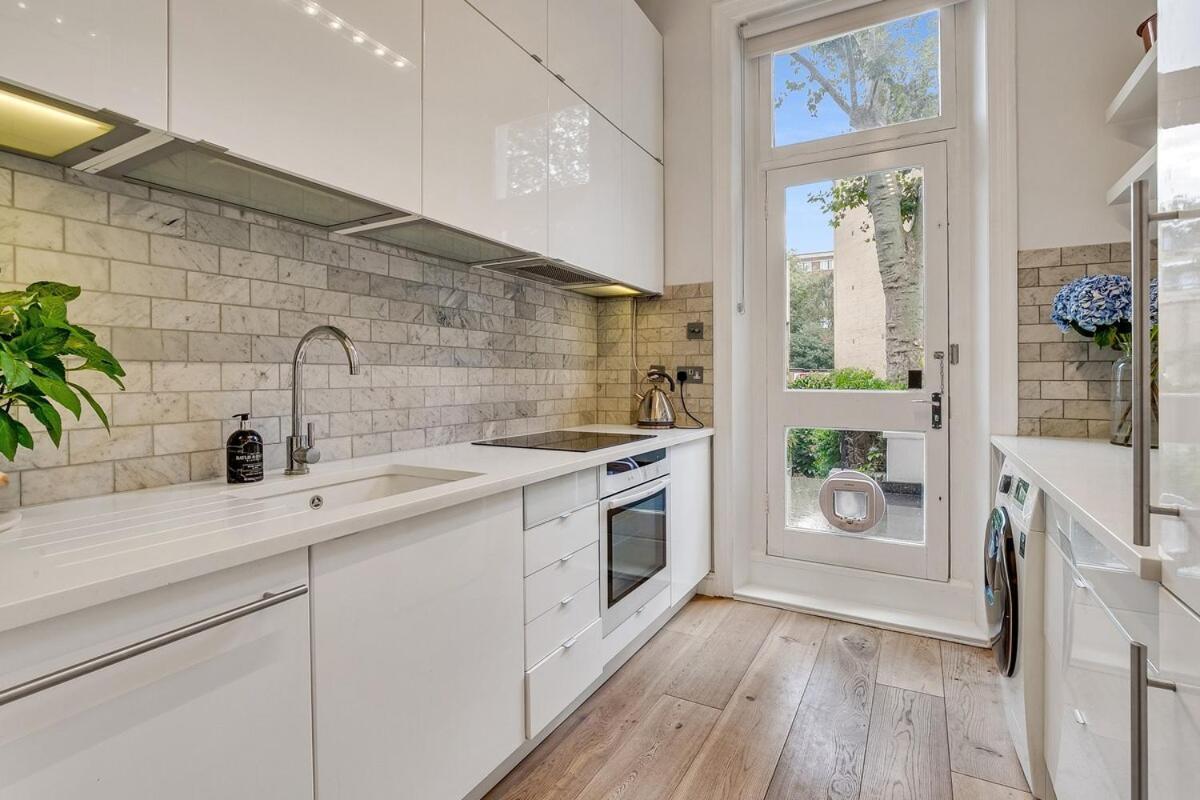 Lägenhet Luxury Kensington Flat - Private Garden - Tube 4 Min Walk