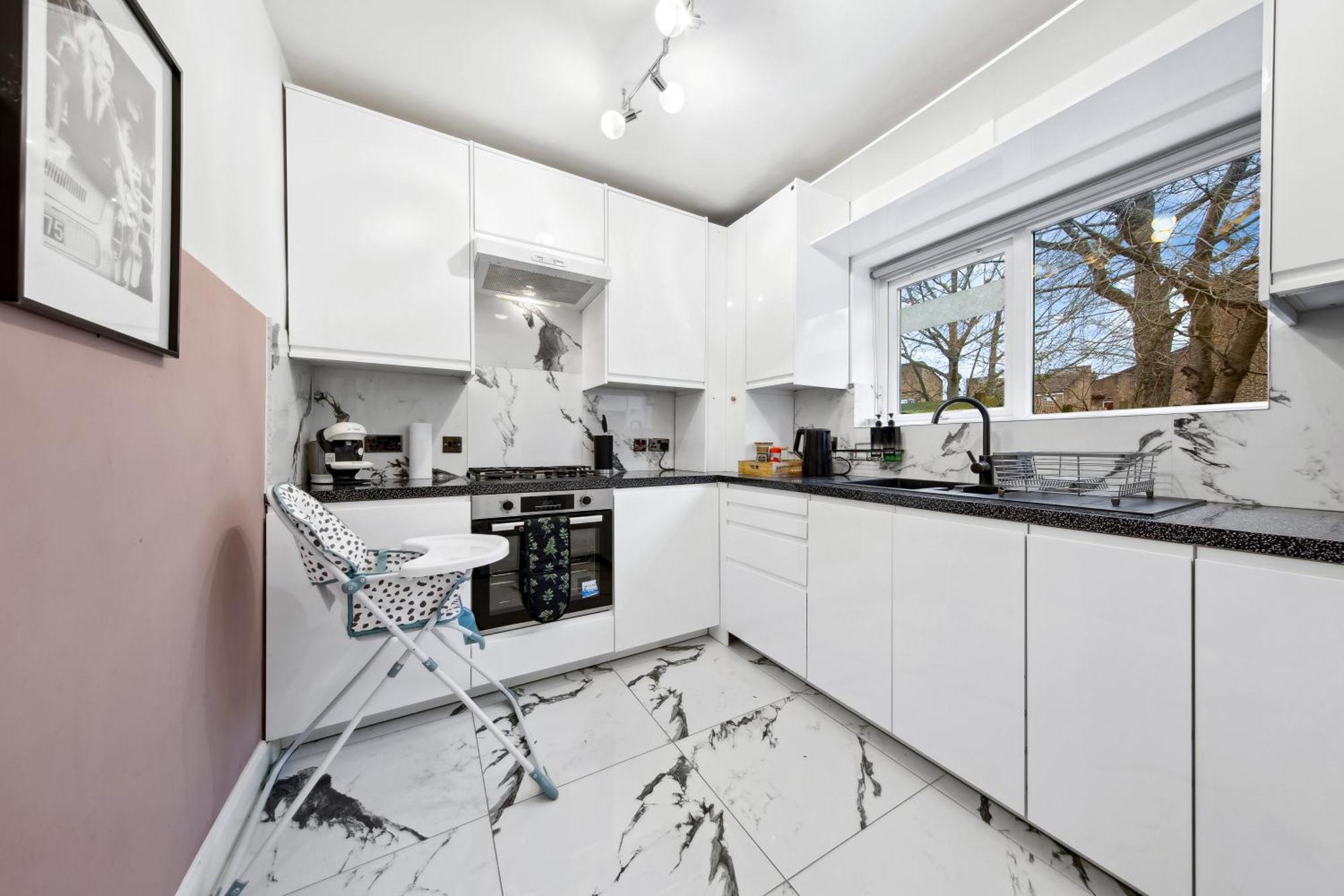 Ferienhaus Luxury Retreat - Sleeps 7 - Hot Tub - Jacuzzi *