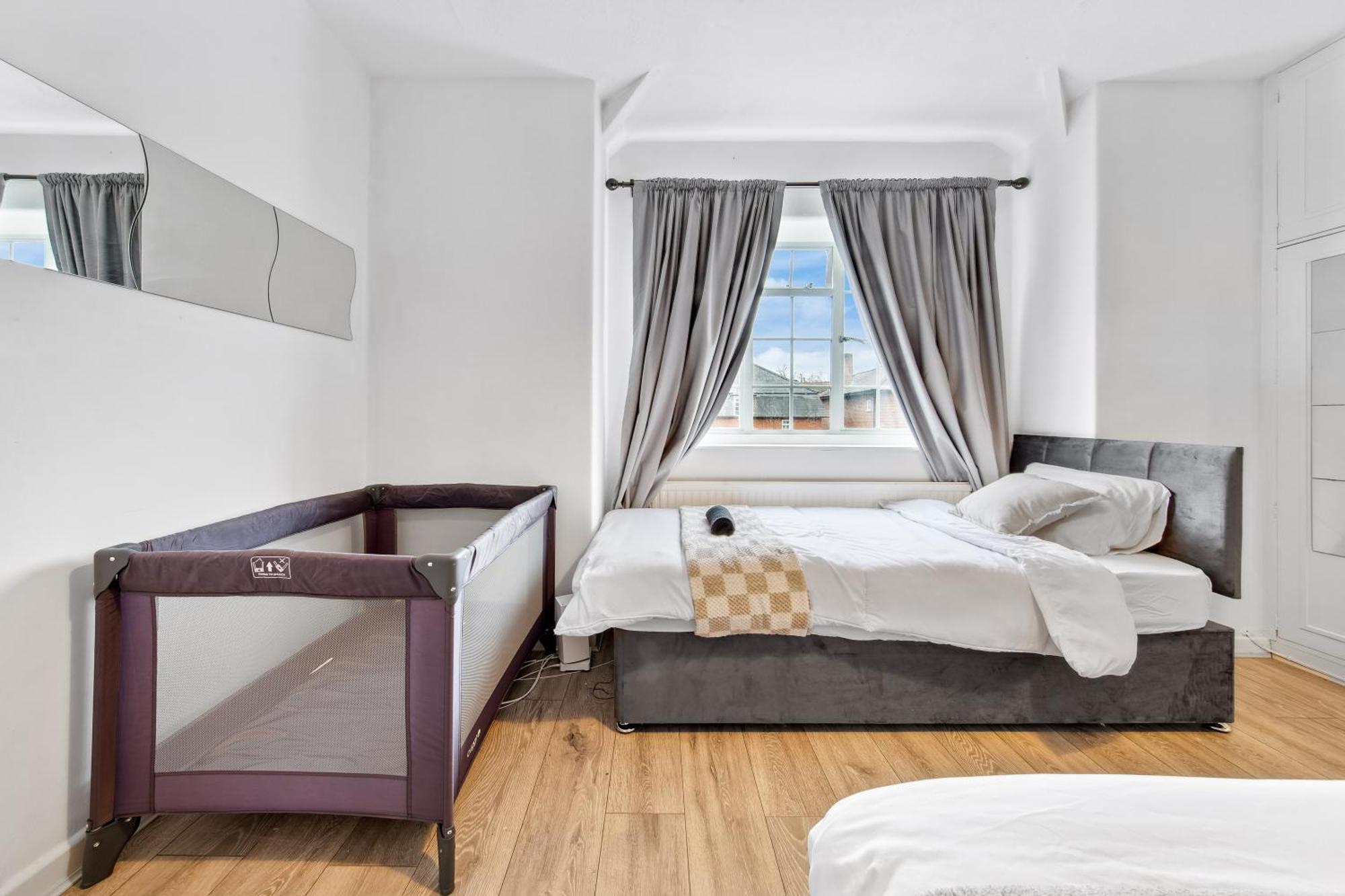 Luxury Retreat - Sleeps 7 - Hot Tub - Jacuzzi Ferienhaus