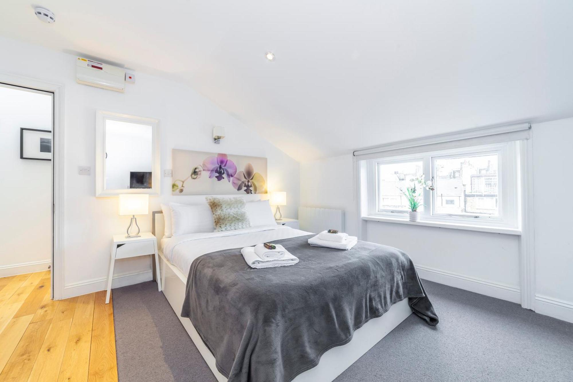 Amazing Modern Studio, Prestigious Paddington Lägenhet London