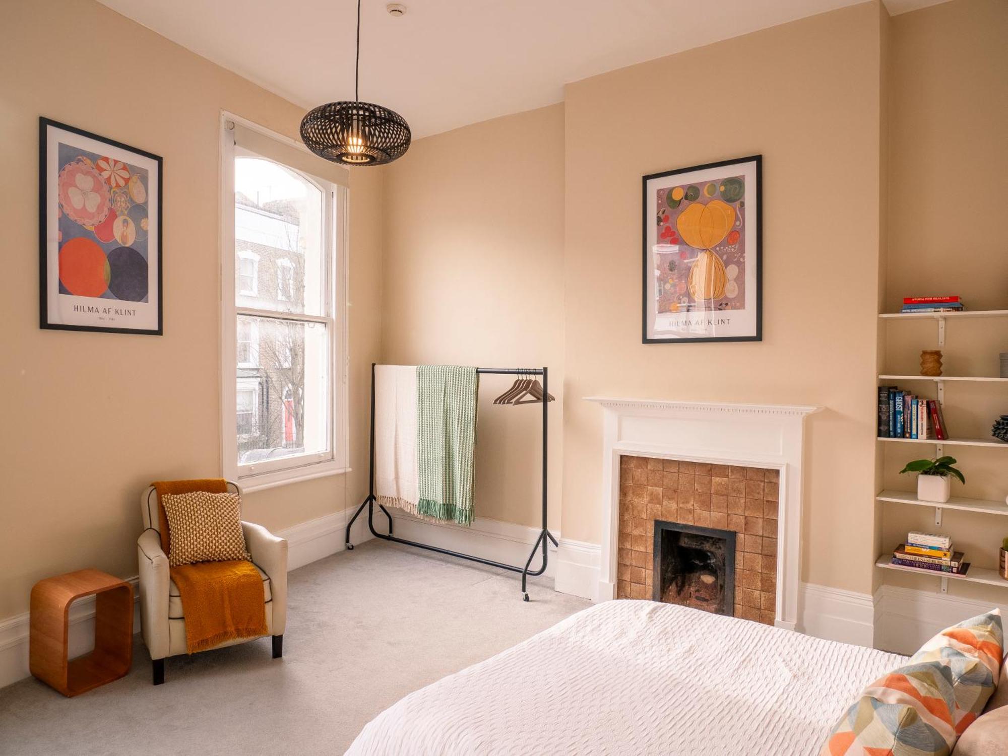Appartamento Bright Spacious Location!