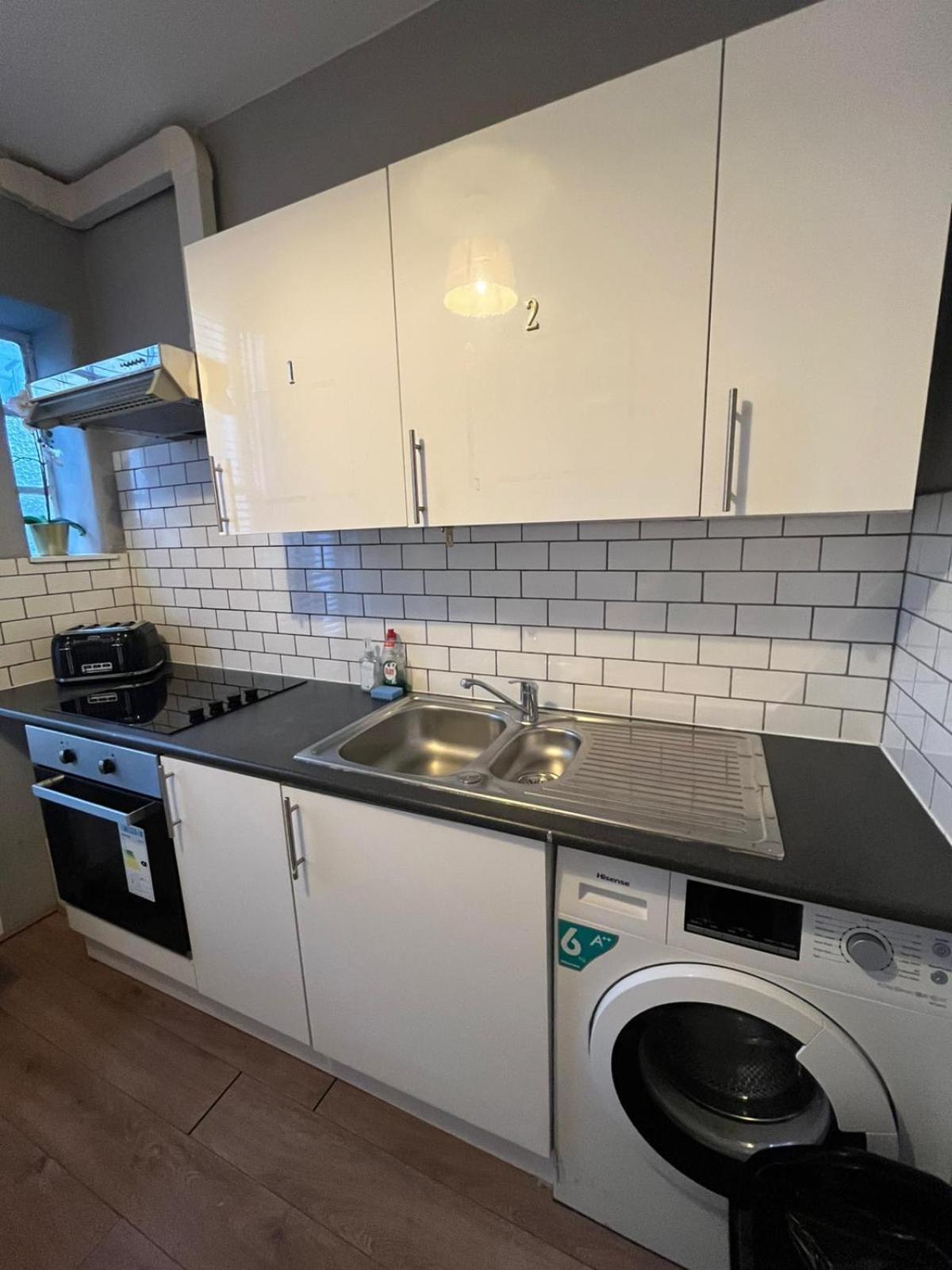 Guest house Edgware London