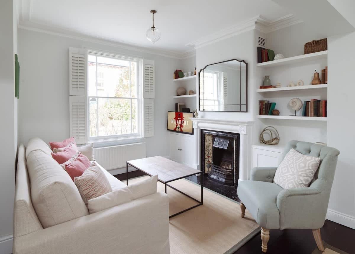 Holiday home Newly Refurbished House Sleeps 5 London