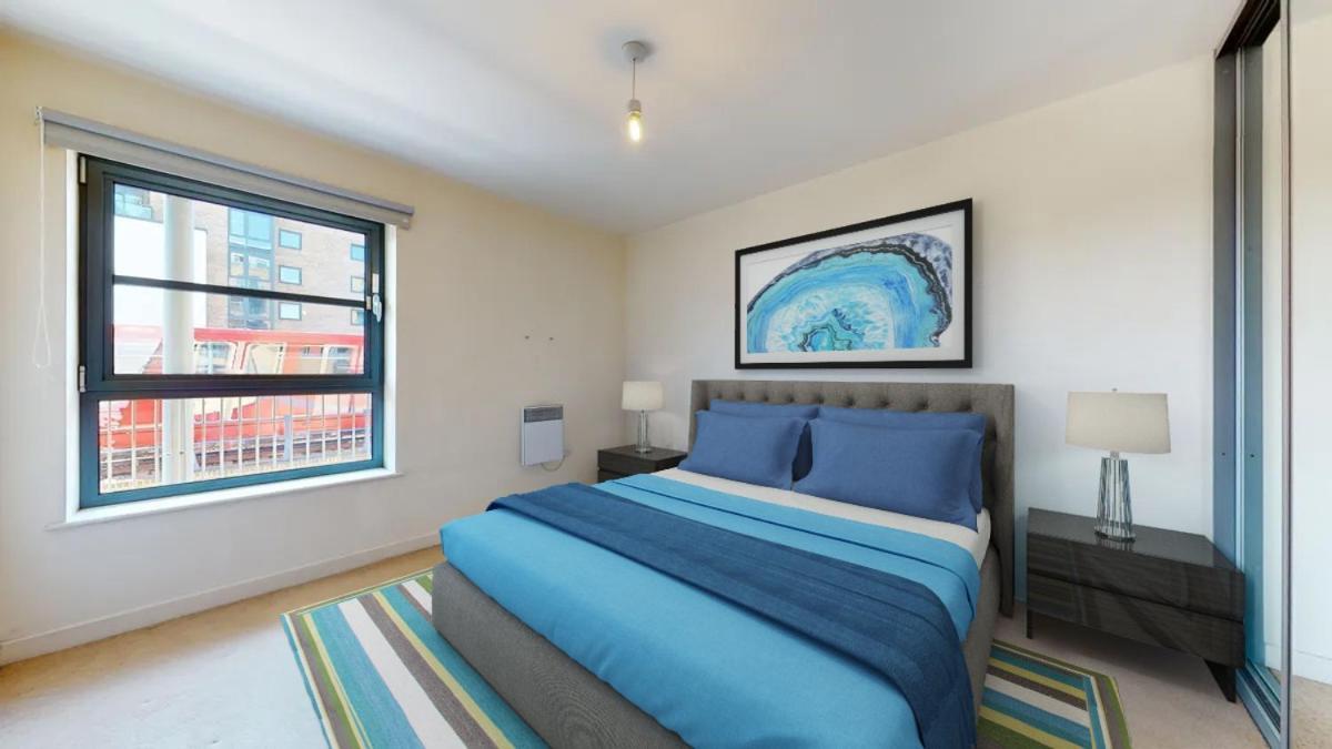 Londwell, & Limehouse Balcony Flat - Skyline Views * London