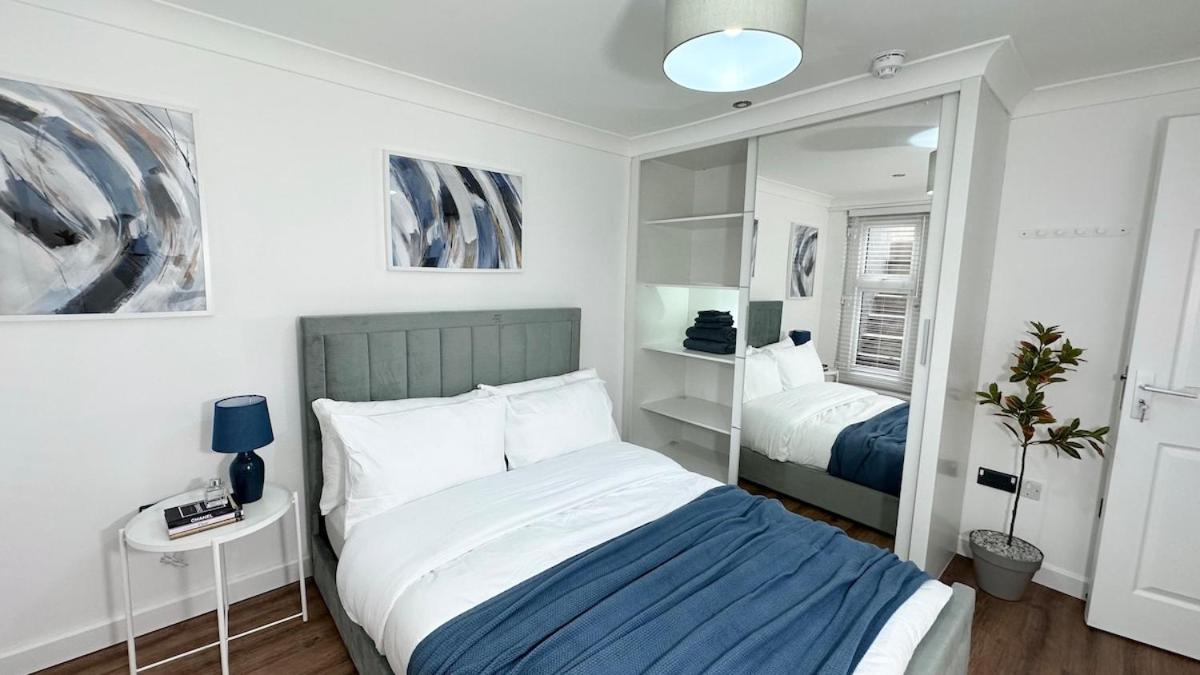Apartment Cosy 2 Bedroom Modern London