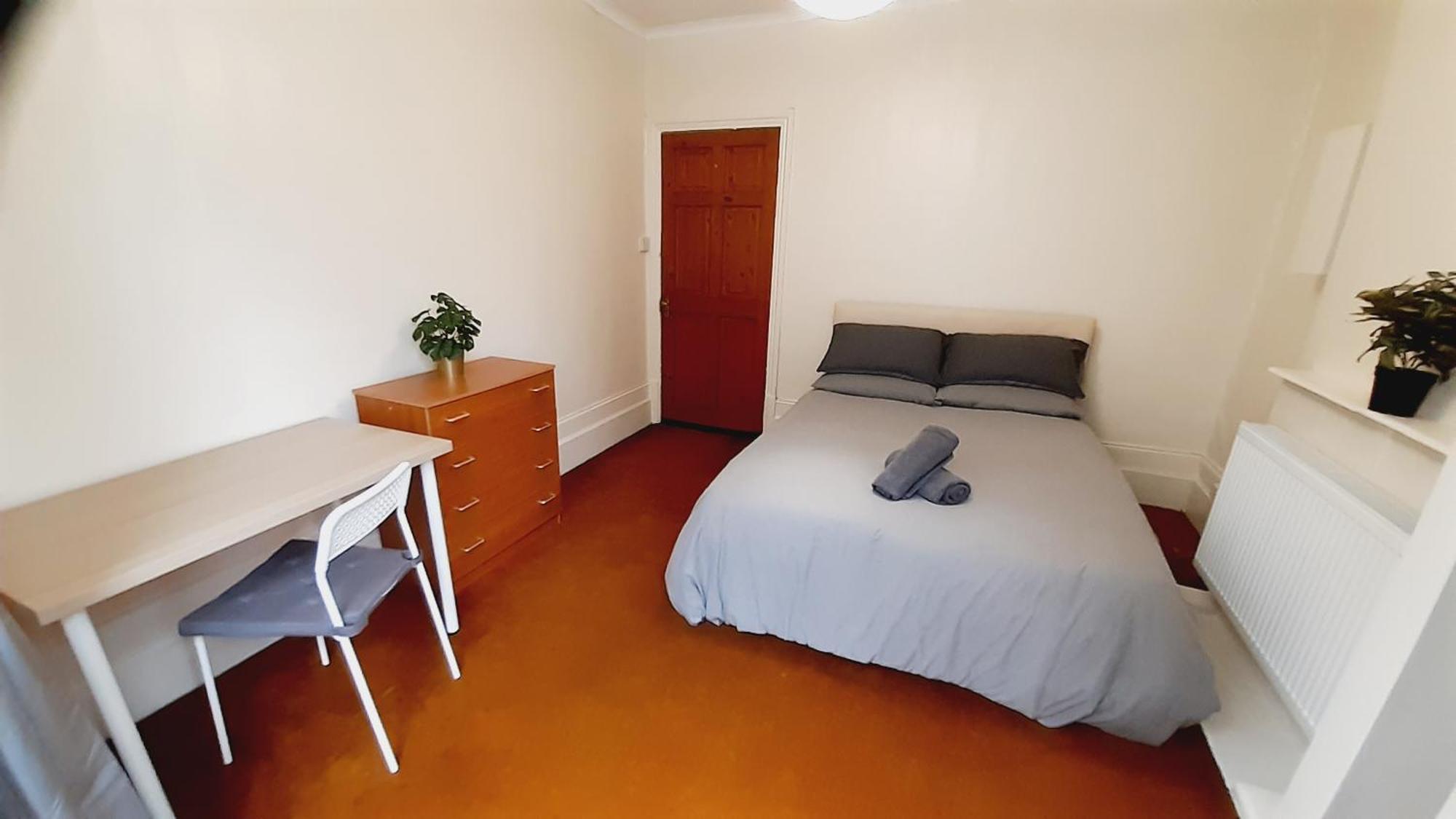 Privat bolig Shared House E11 *
