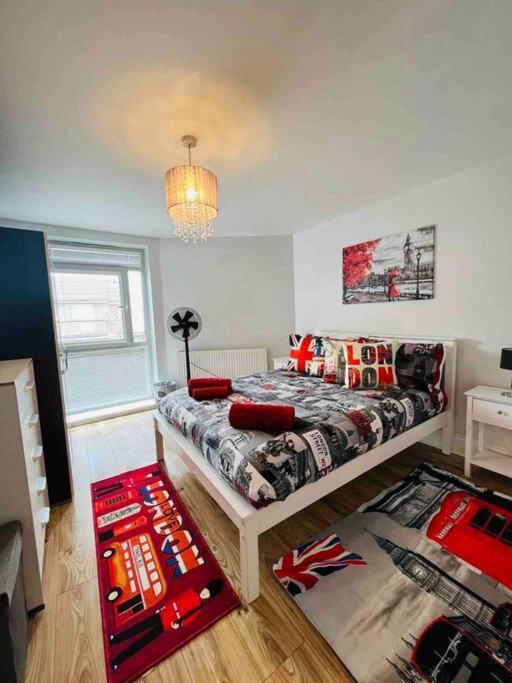 - Flat In Lägenhet *