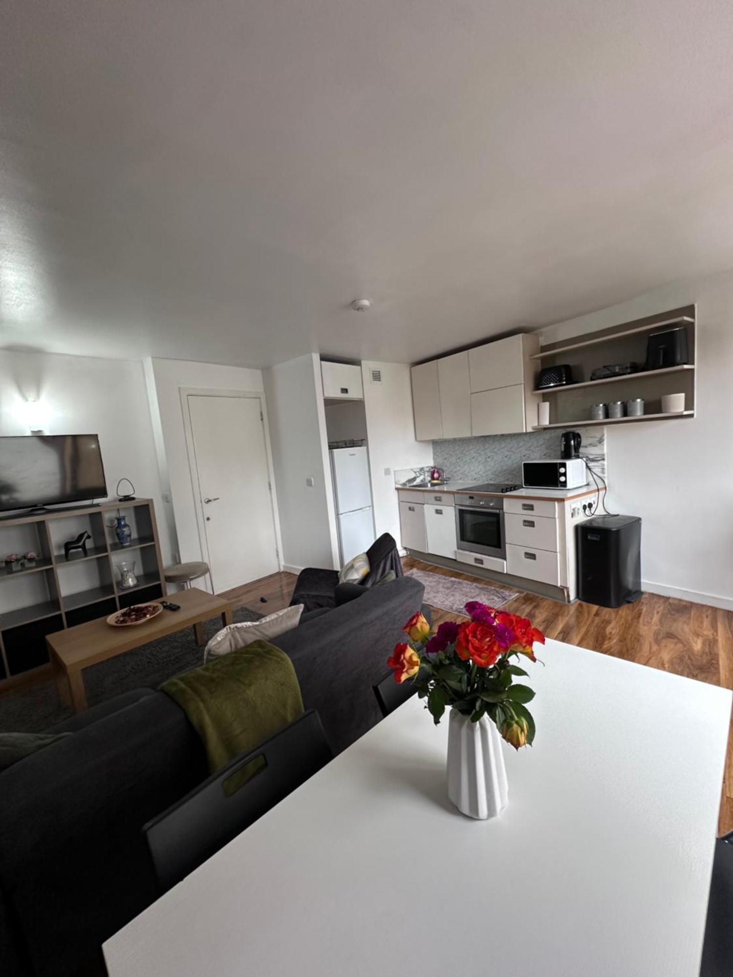 Cozy Greenwich *