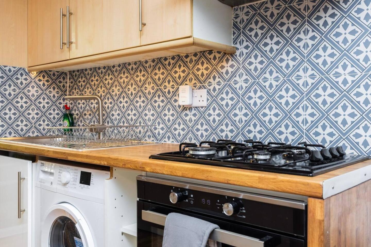Semesterbostad Modern - 5 Mins To Whitechapel Station