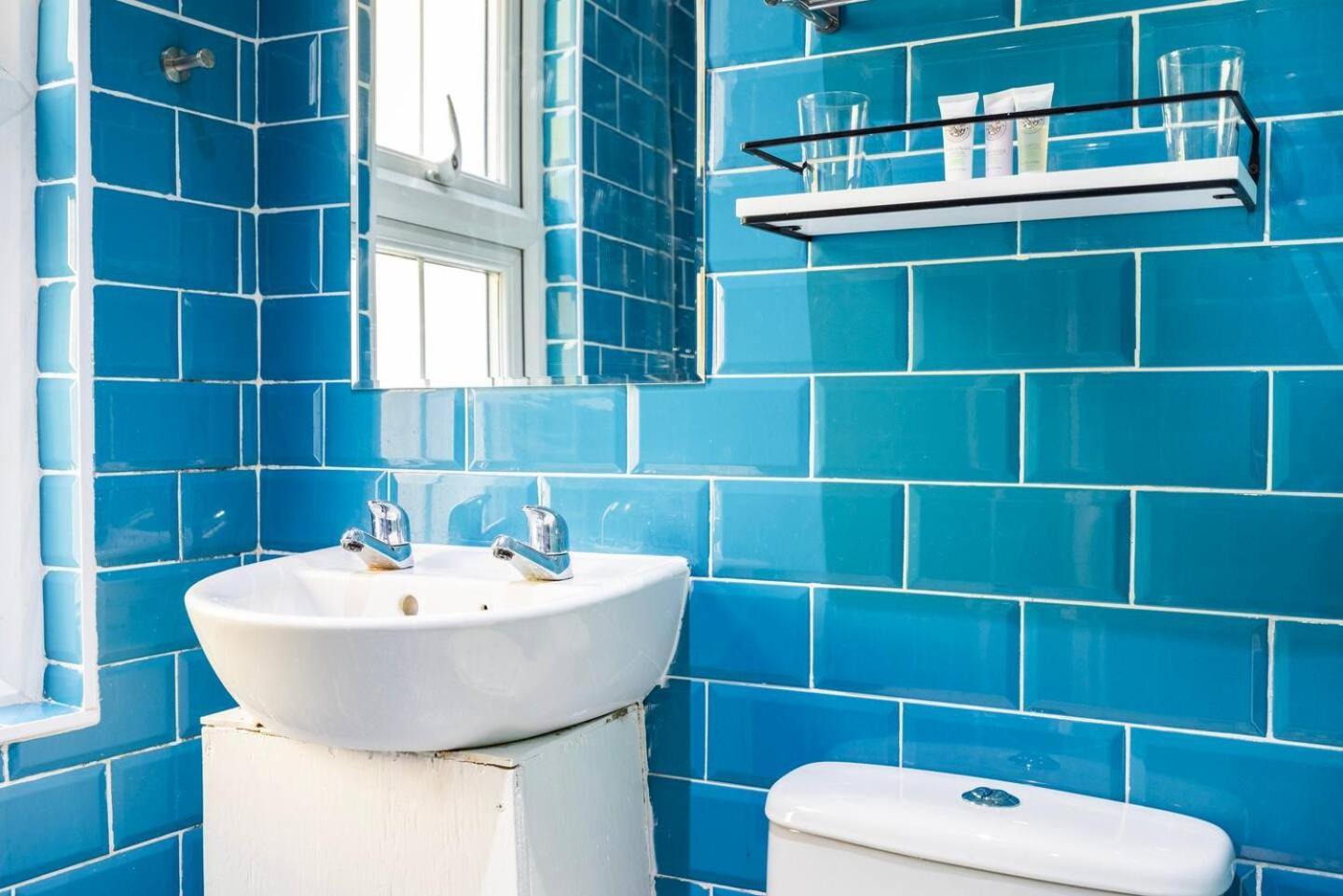 Semesterbostad Modern - 5 Mins To Whitechapel Station *