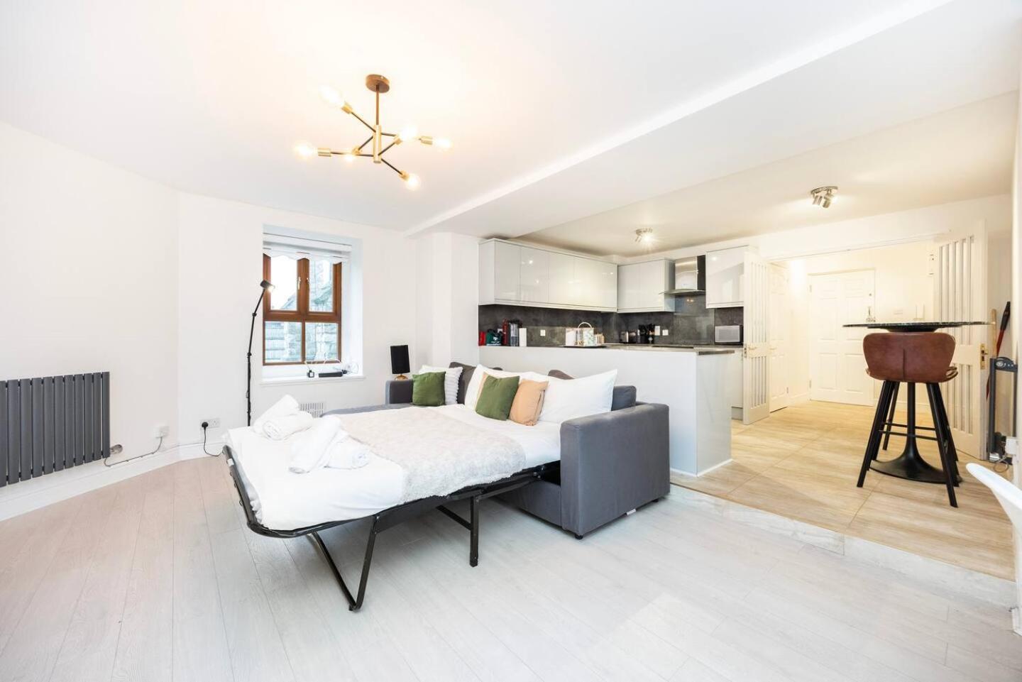 Lavish 1 Bedroom Near Tottenham Stadium Hébergement de vacances *