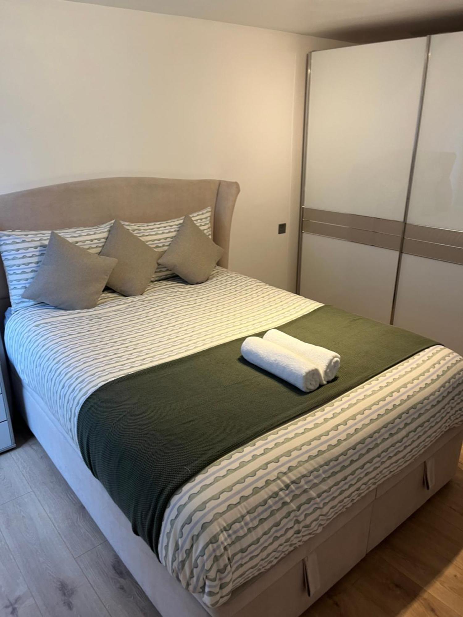 Facing Covent Garden Station Apartment London